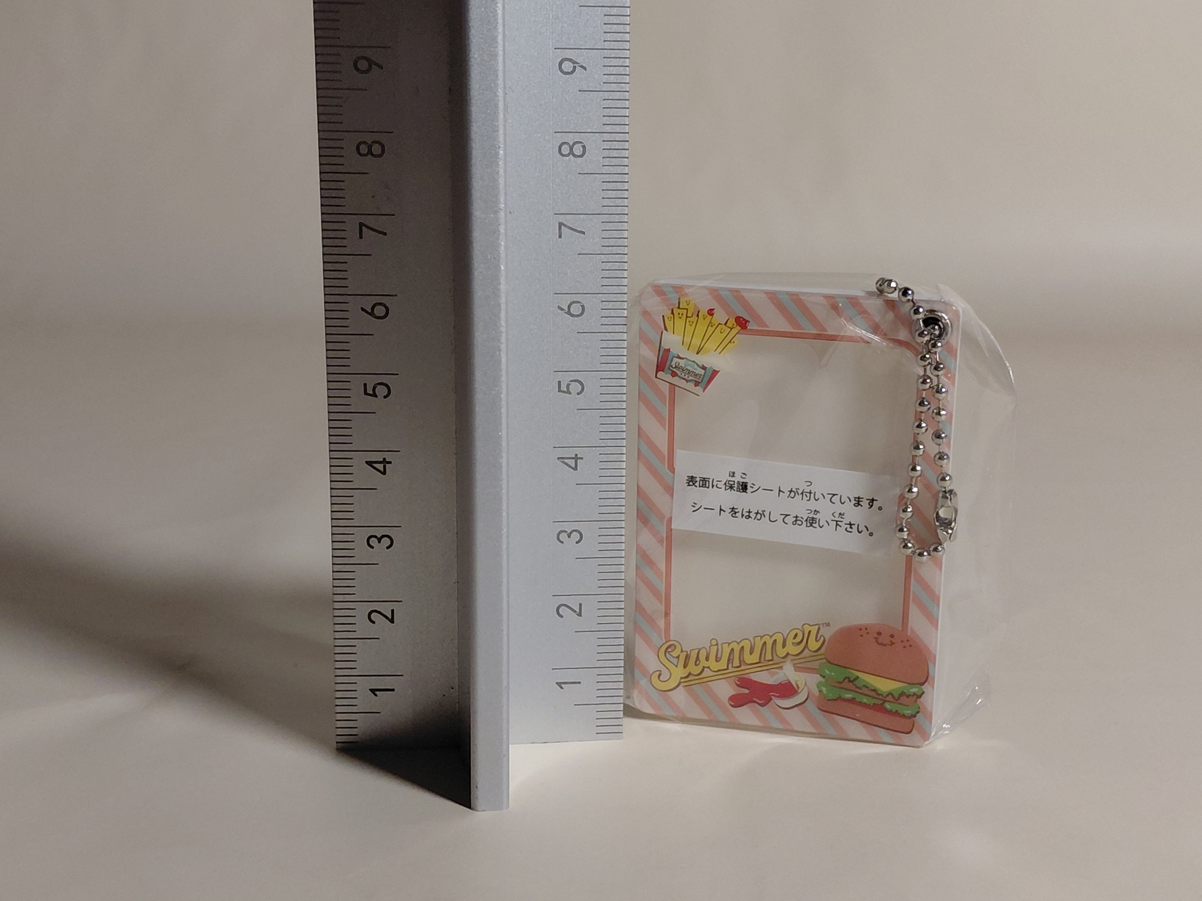 Cute frame keychain from "SWIMMER" - Hamburger