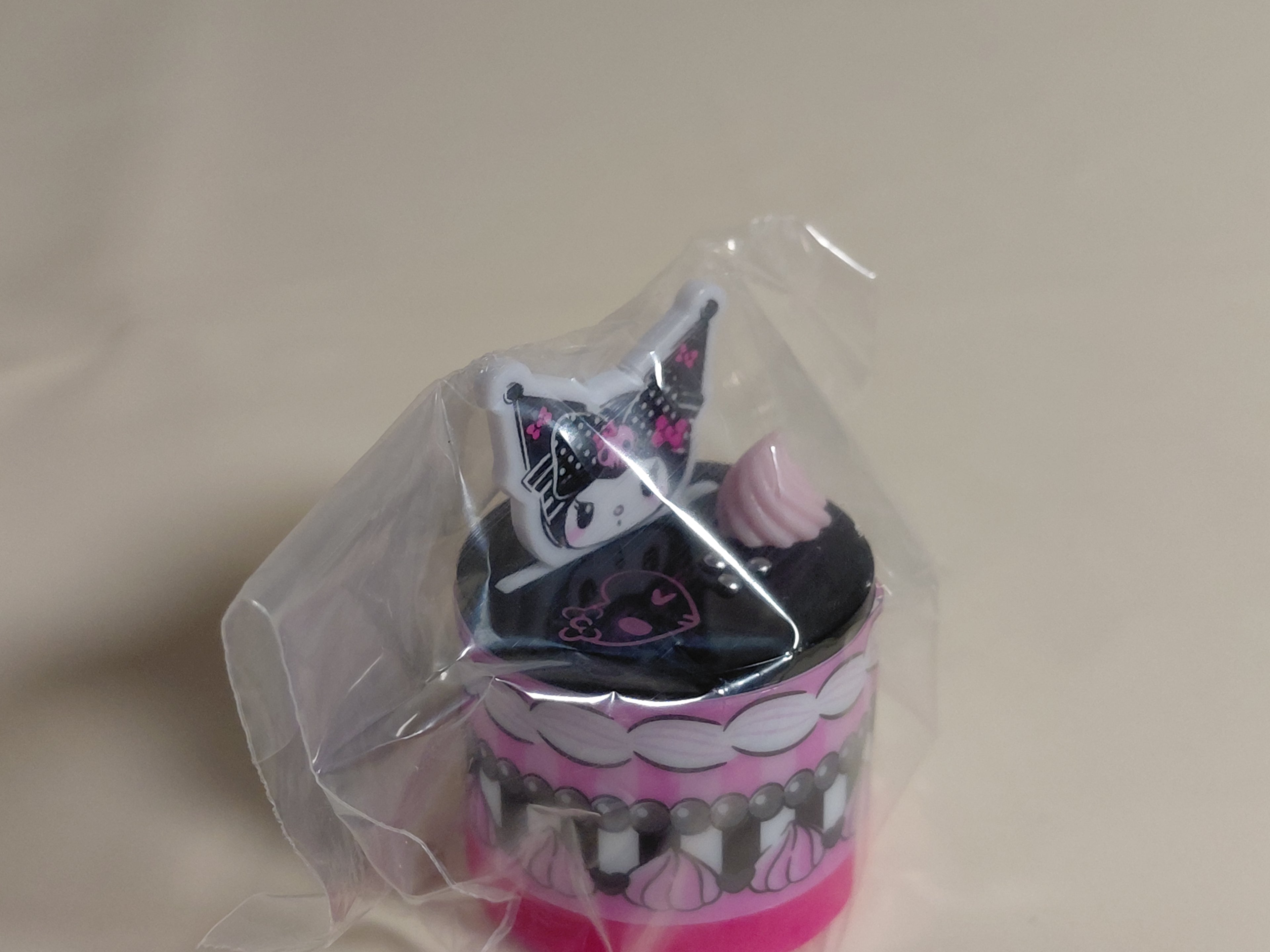 My Melody & Kuromi Pink Black Party Mascot [3. Decorated Cake]