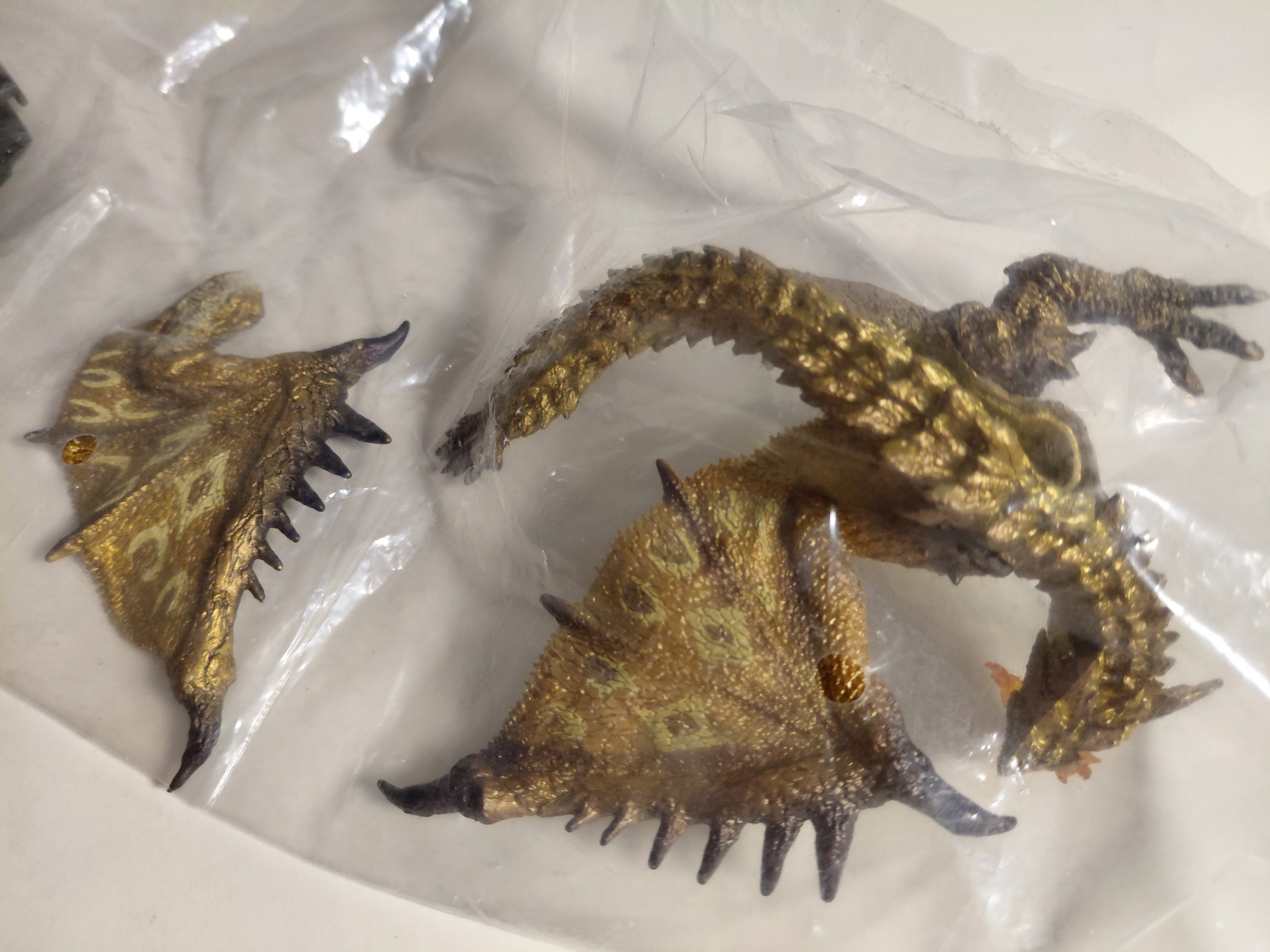 Monster Hunter Kai 2.5" Rage Gold Rathian Figure Fire Breathe Builder Capcom