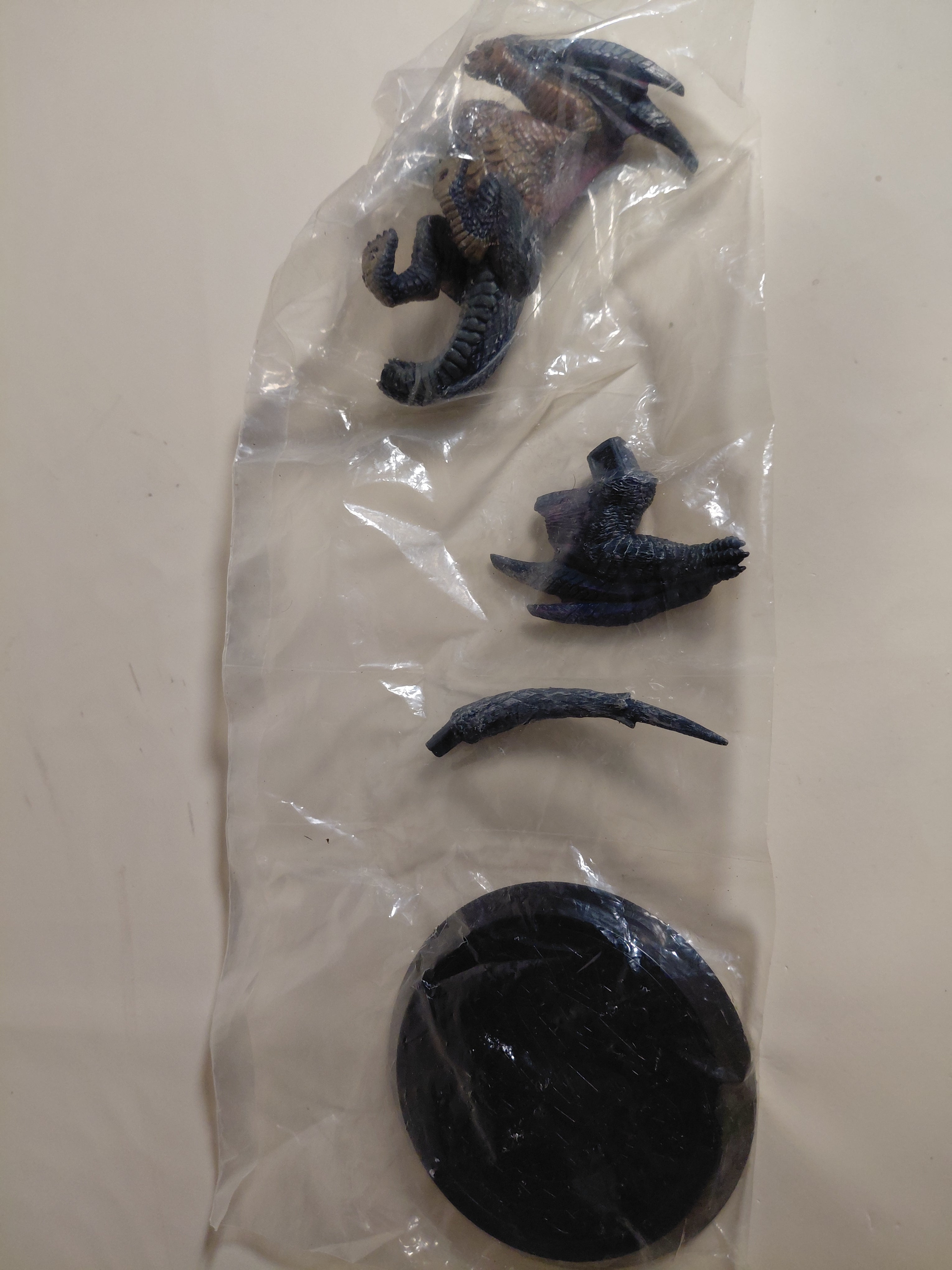 Monster Hunter Vol 4 3" Nargacuga Figure Builder Standard Model Plus Bandai