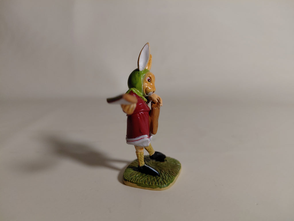 The White King's Messenger - "Alice in the Land of Dolls Part 3: Alice's Figure Collection"