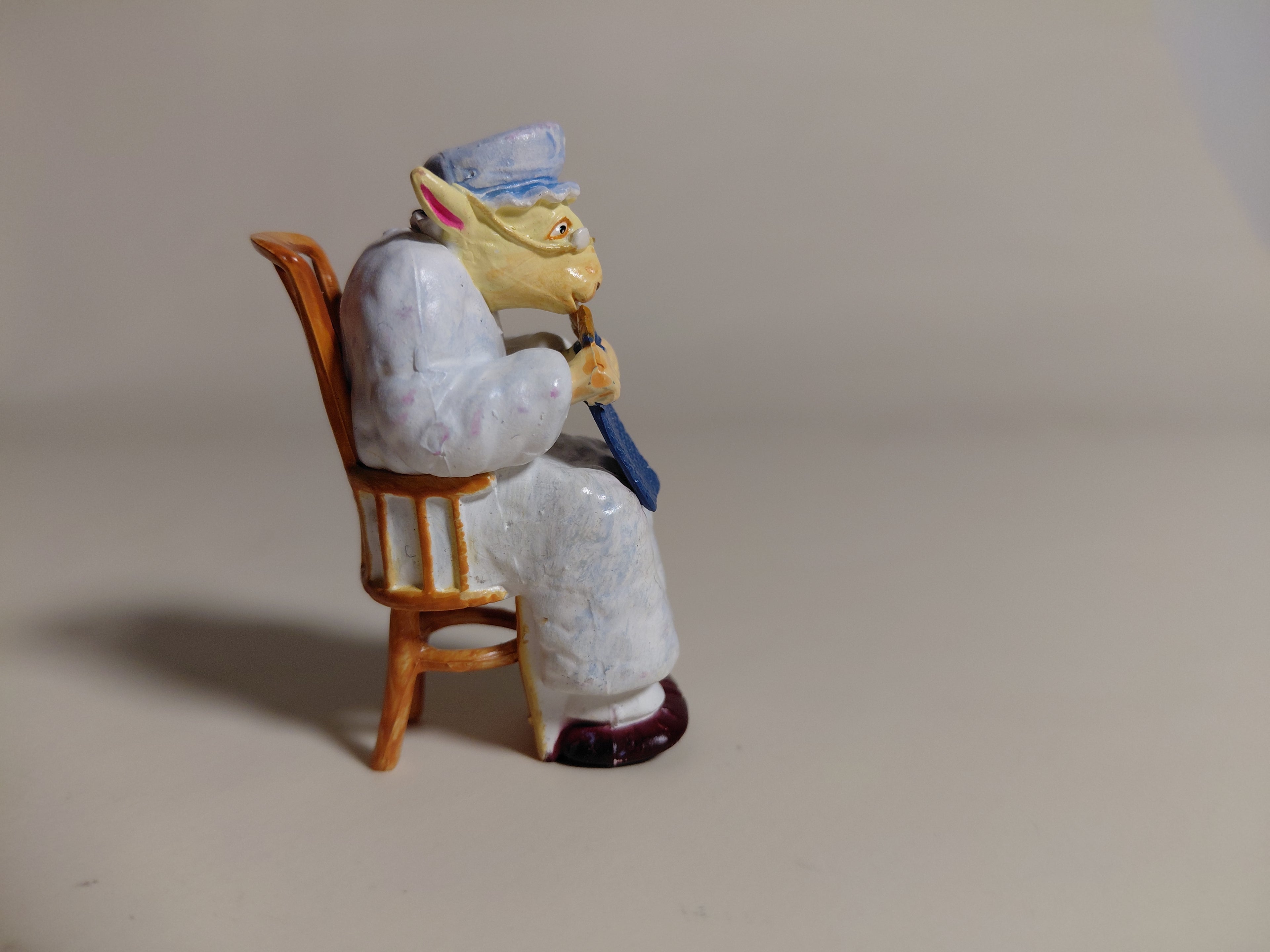 Kaiyodo Alice in Wonderland Dolland Figureland GRANNY SHEEP Diorama figure