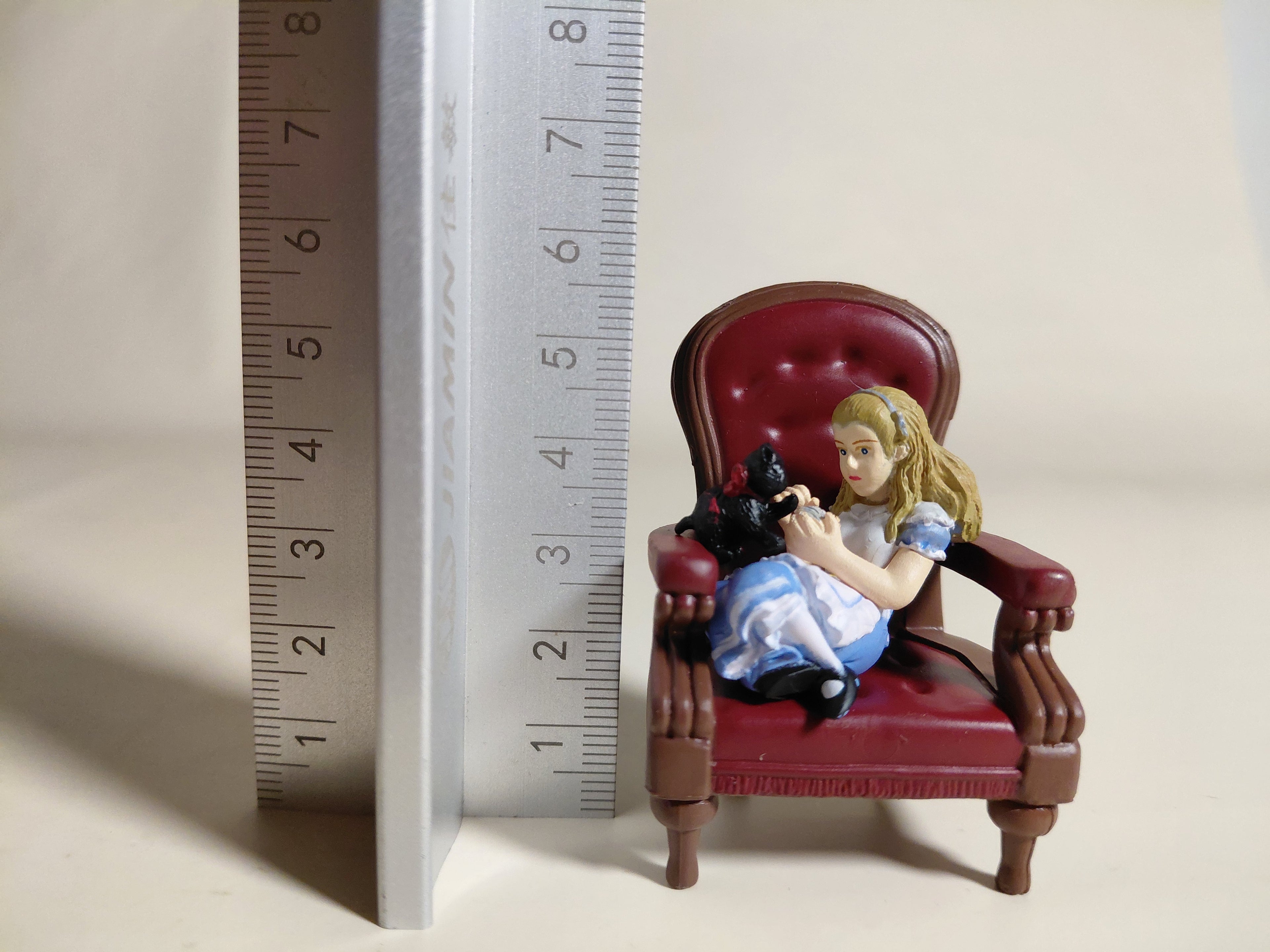 Alice and Kitty the Black Cat "Alice in the Land of Dolls Part 3: Alice's Figure Collection"