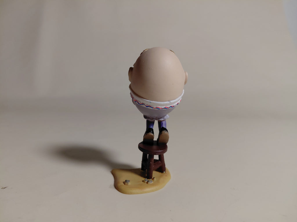 Humpty Dumpty from "Alice in the Land of Dolls Part 3: Alice's Figure Collection"