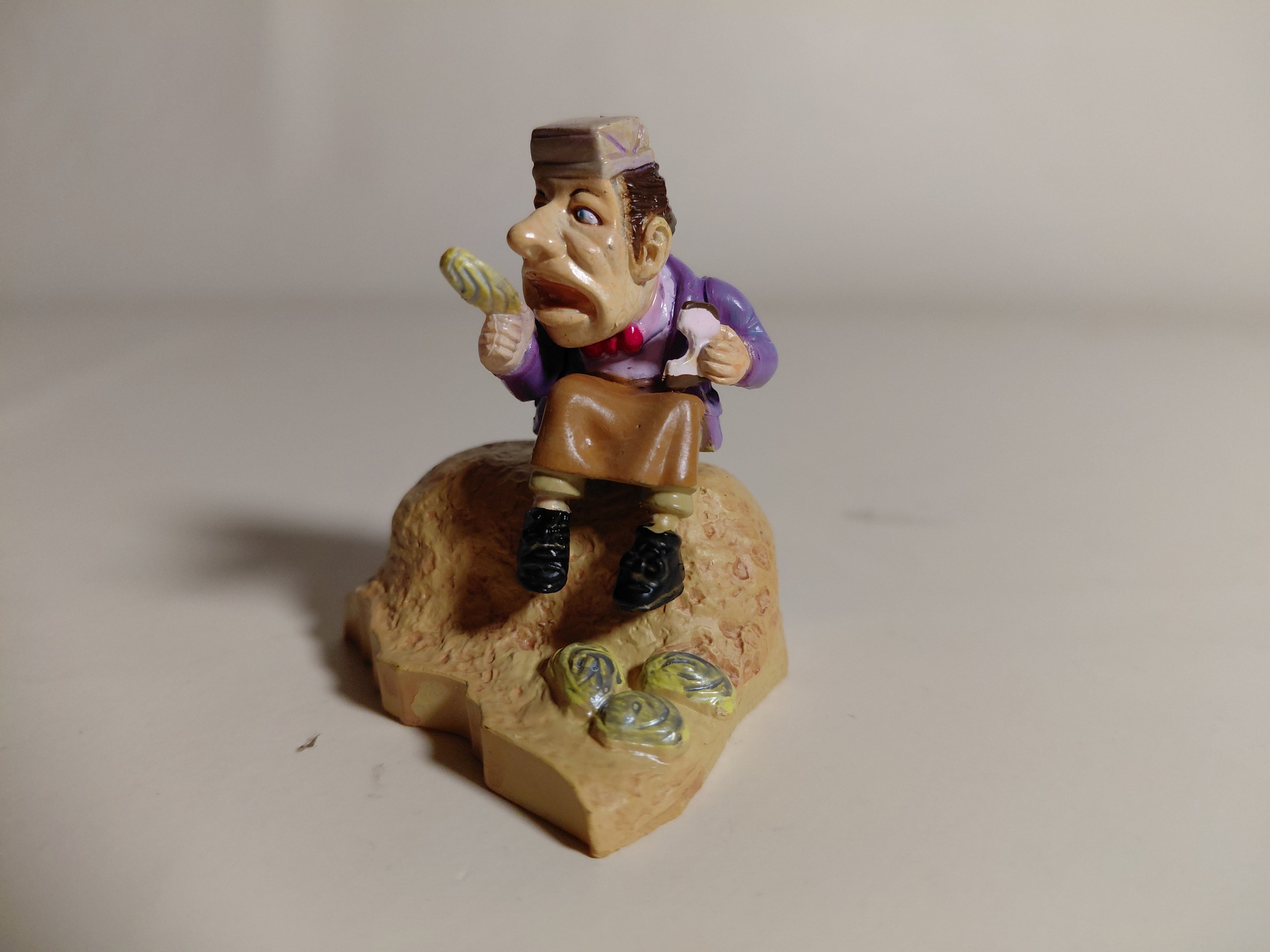 The Carpenter from "Alice in the Land of Dolls Part 3: Alice's Figure Collection"