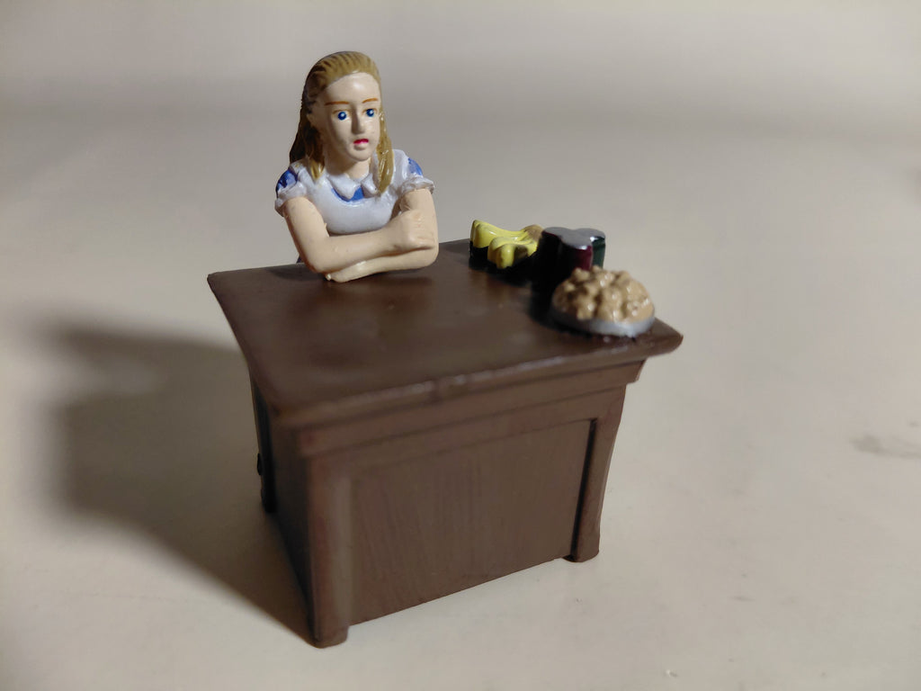 Alice figure with table "Alice in the Land of Dolls Part 3: Alice Figure Collection"