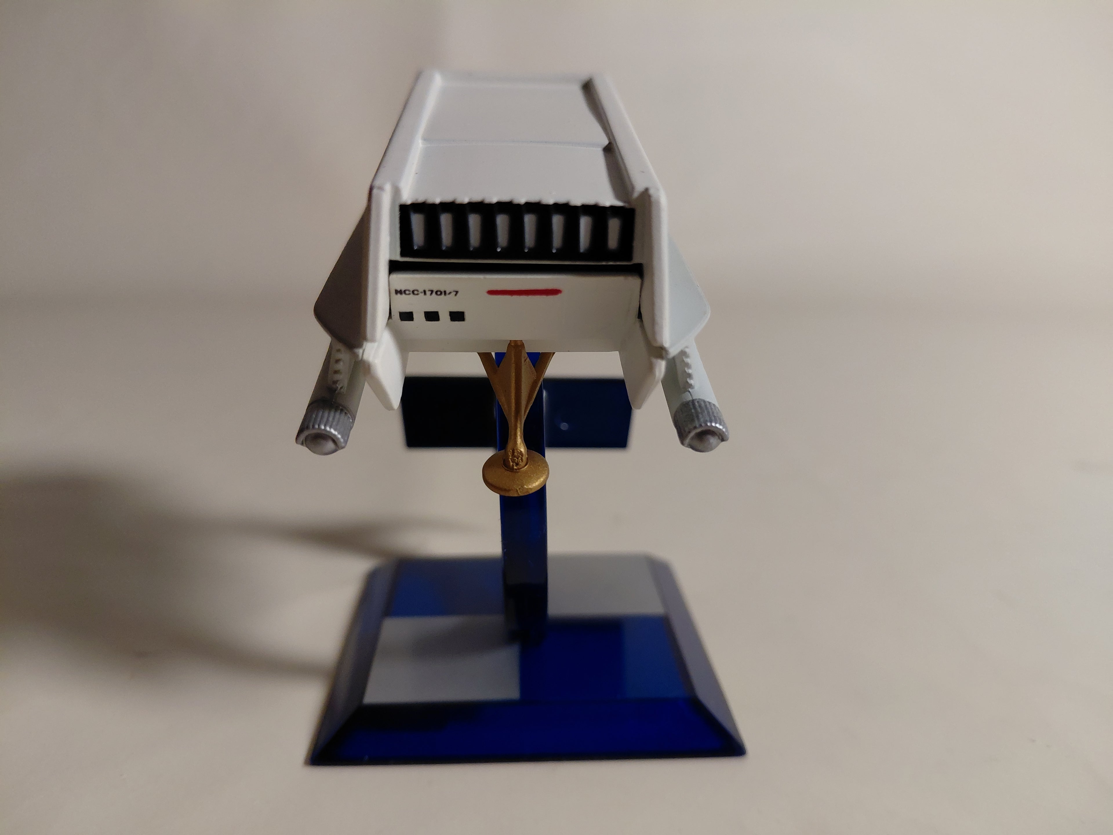 Star Trek Shuttlecraft Galileo NCC-1701-7 display spaceship