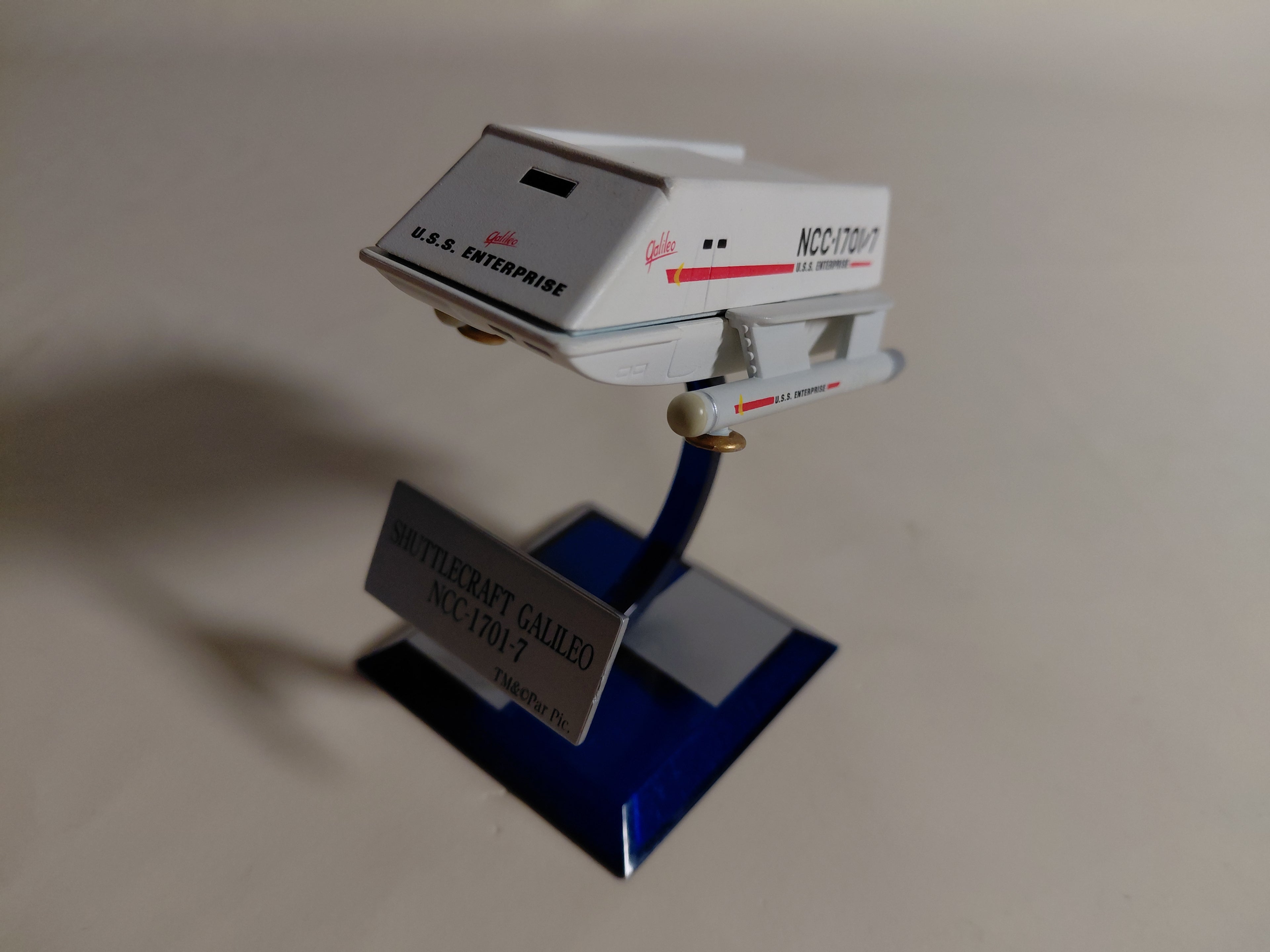Star Trek Shuttlecraft Galileo NCC-1701-7 display spaceship