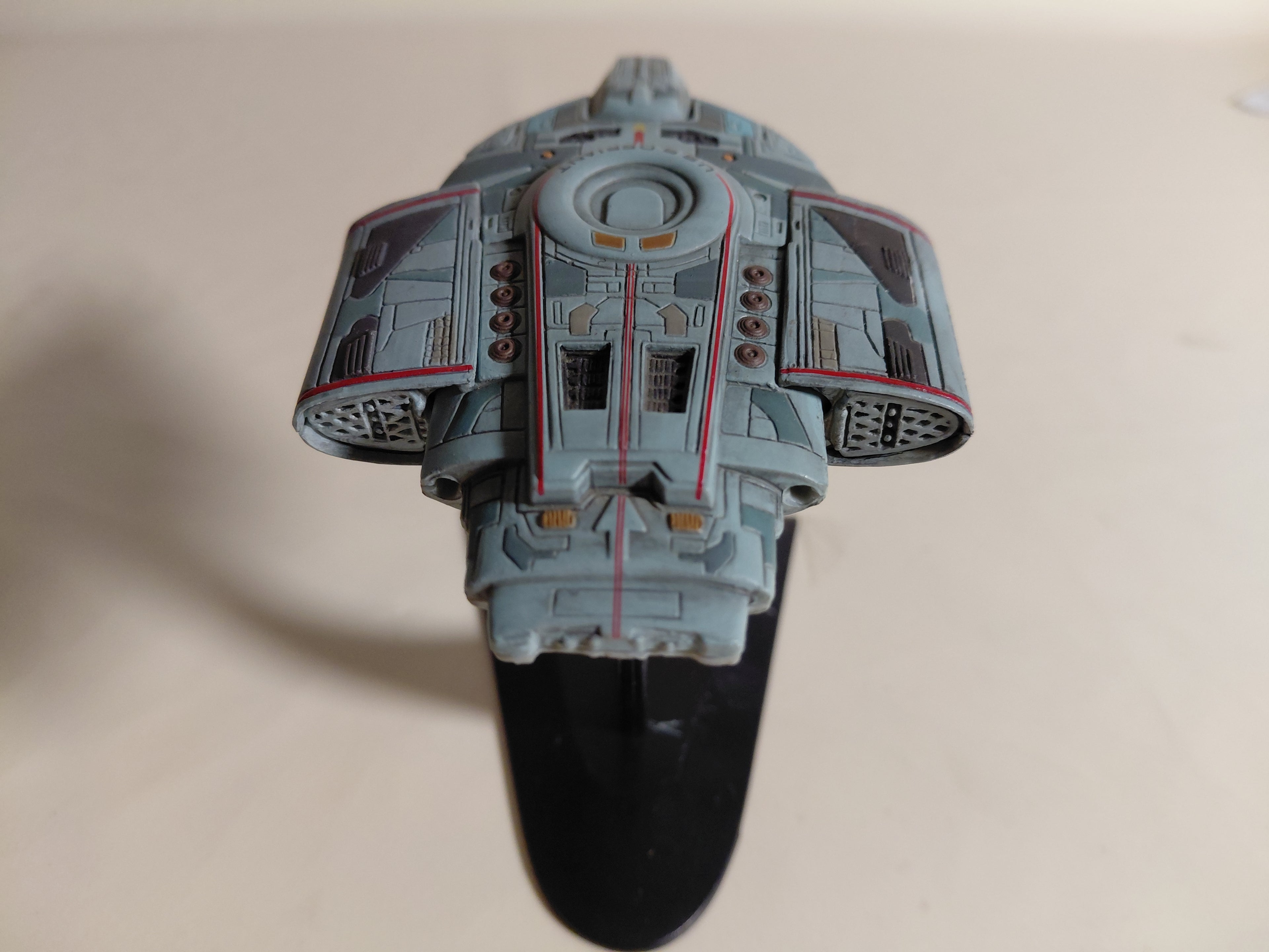 Star Trek USS Defiant NX 74205 Collectible Display spaceship