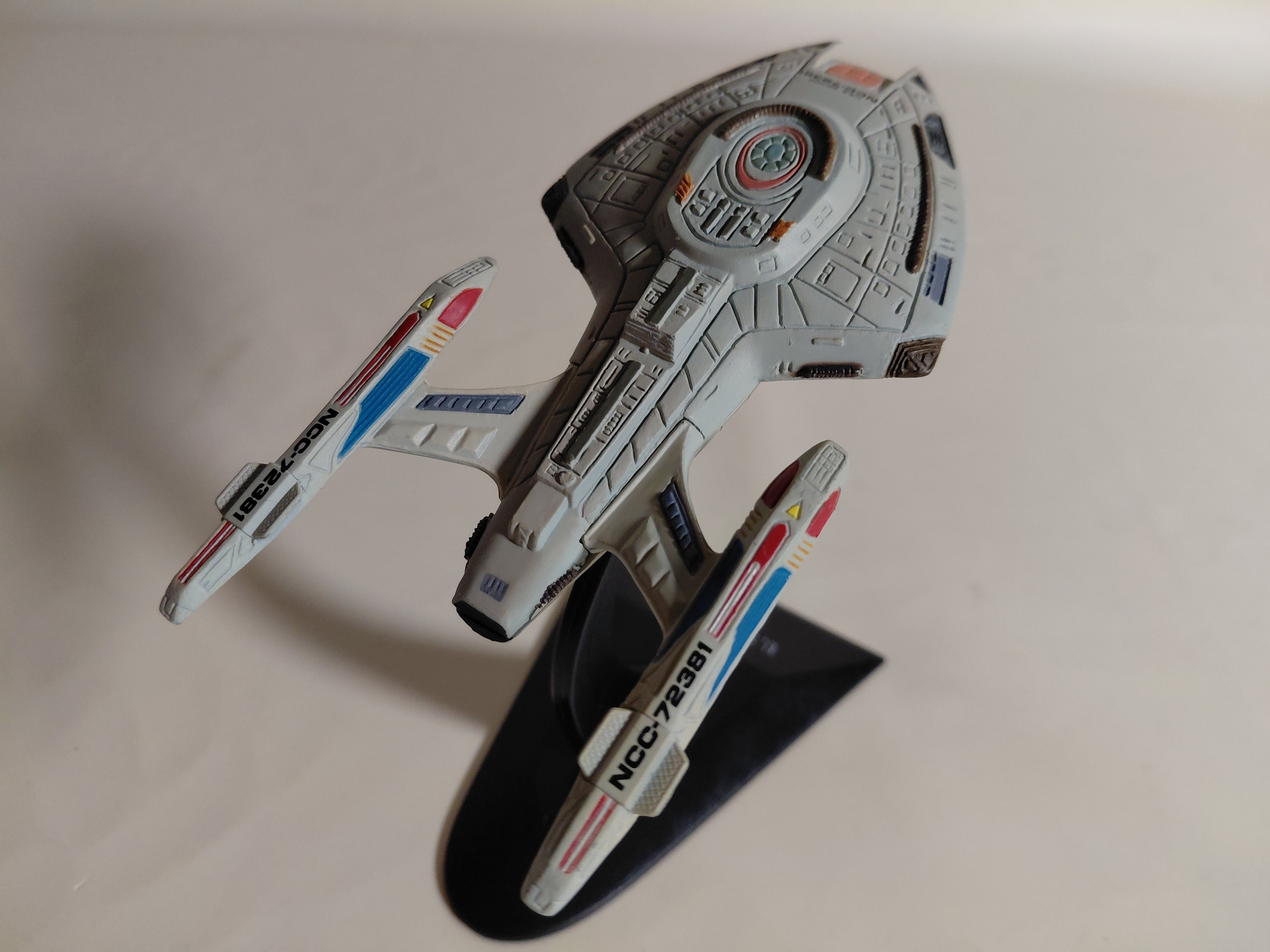 Star Trek U.S.S. Iquanox NCC-72381 by Furuta Japan