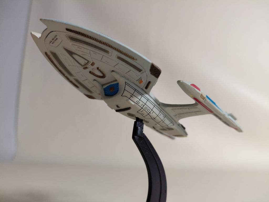 Star Trek U.S.S. Iquanox NCC-72381 by Furuta Japan
