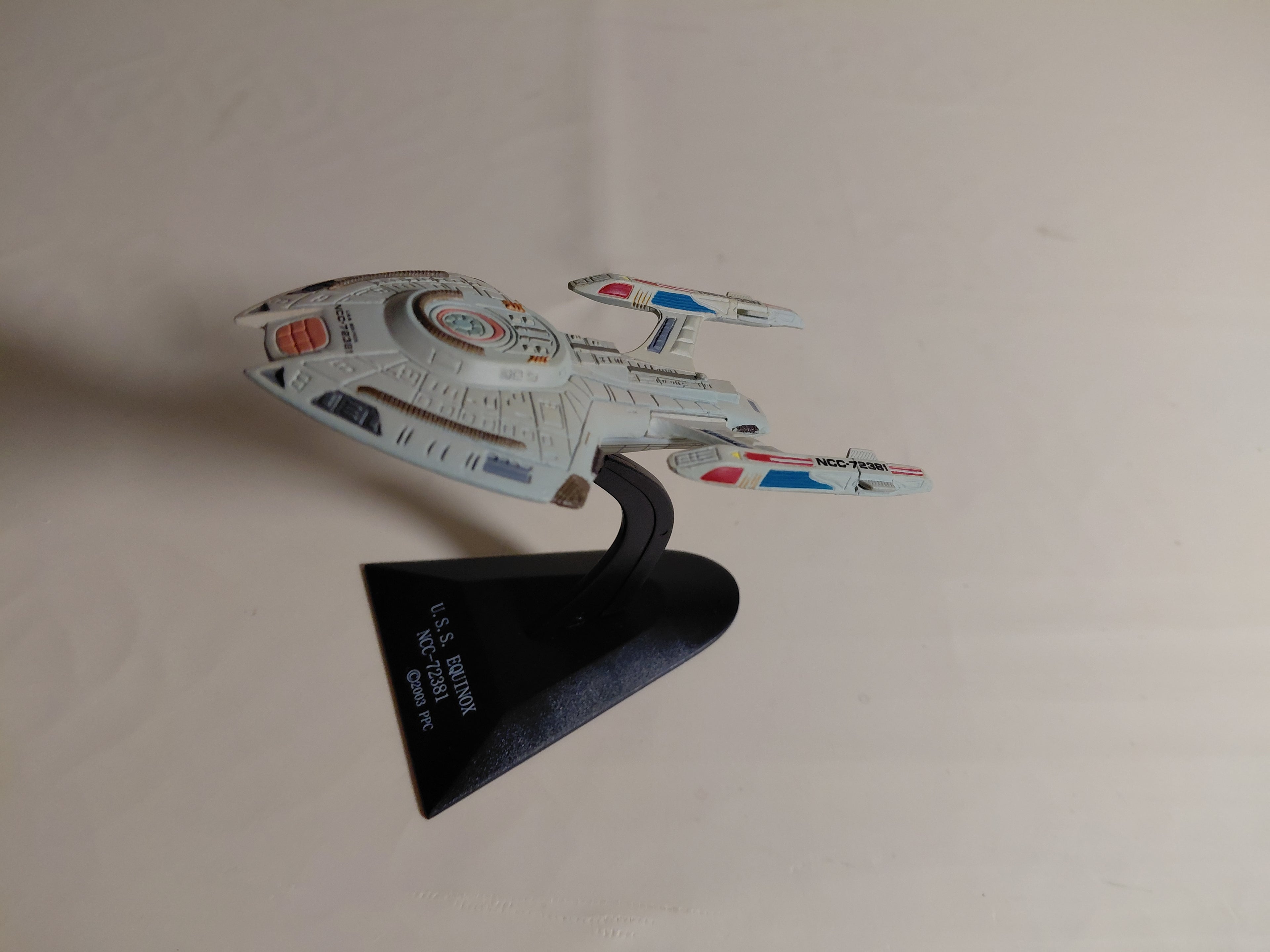 Star Trek U.S.S. Iquanox NCC-72381 by Furuta Japan