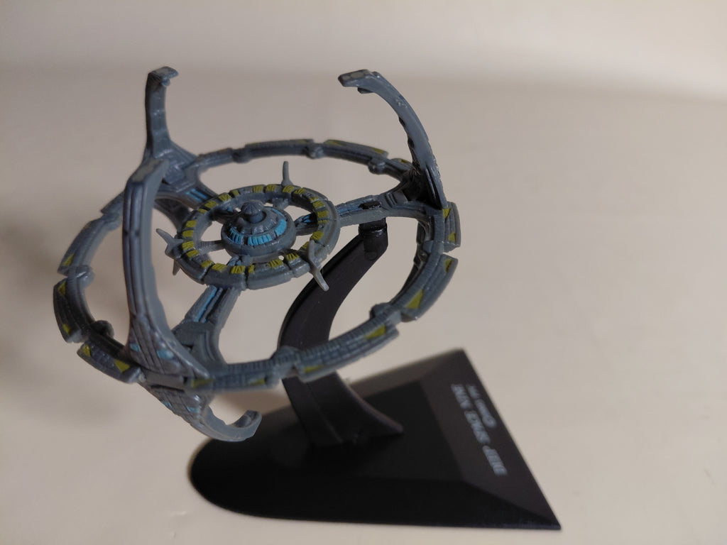 Star Trek Deep Space Nine Space Station Furuta Japan