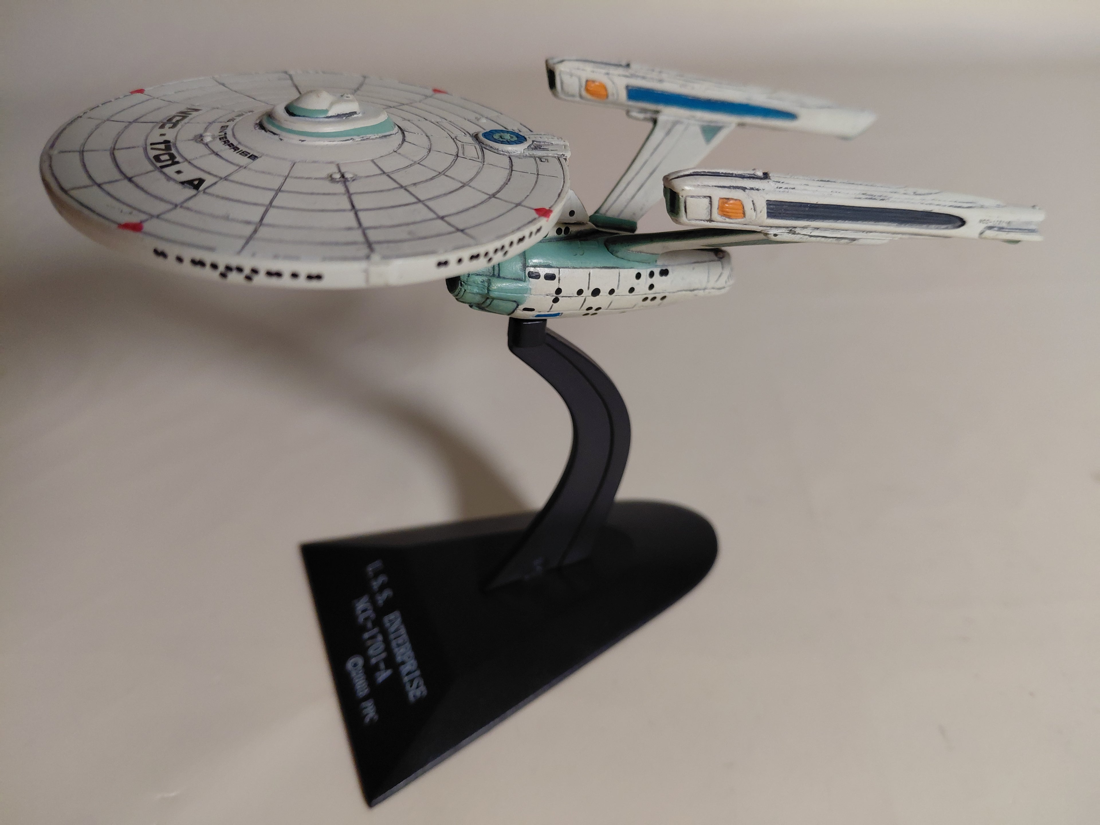 Star Trek Future USS Enterprise NCC-1701-A Spaceship figure Furuta Japan