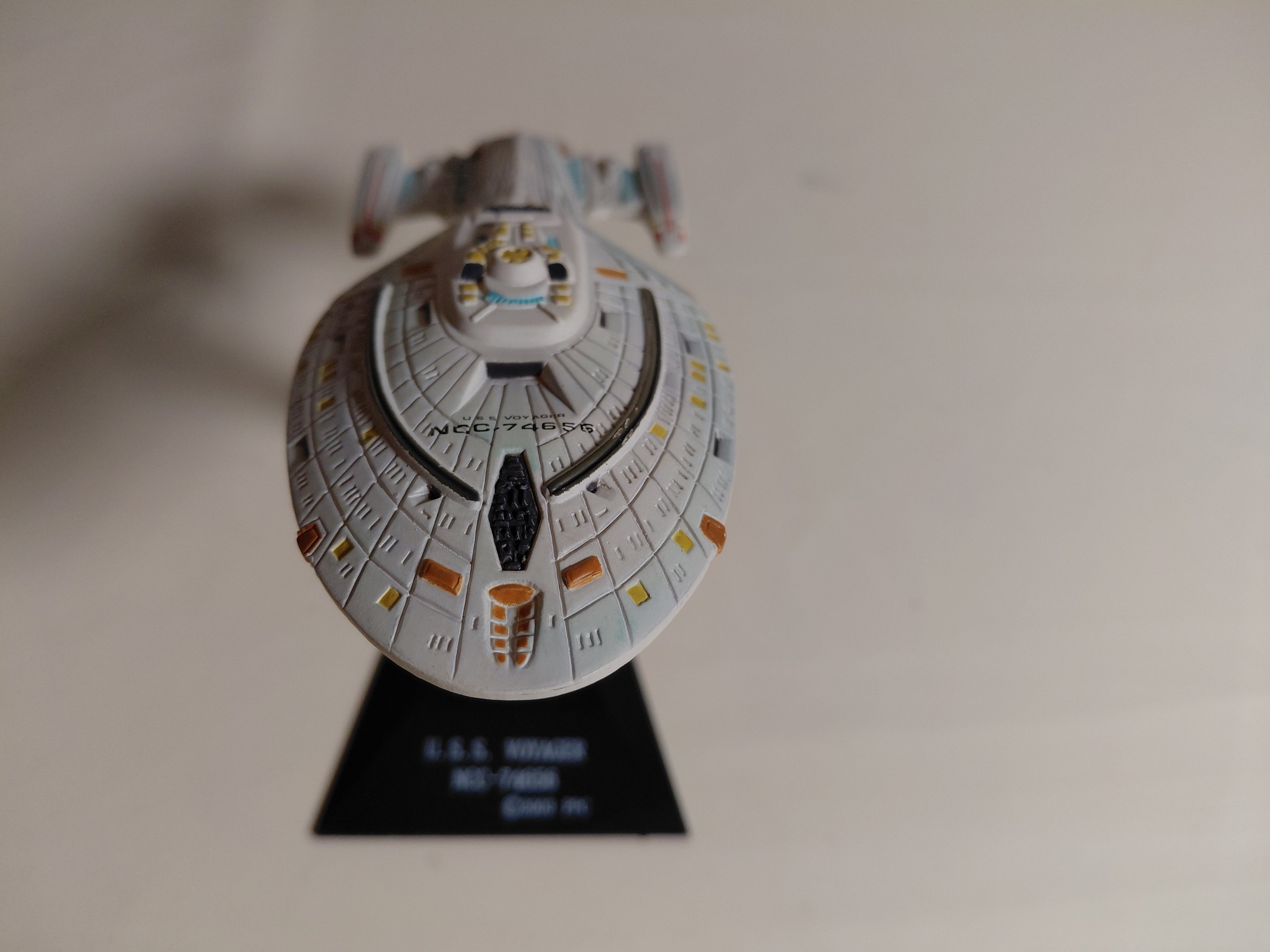 STAR TREK NCC-74656 U.S.S. Voyager Furuta JAPAN