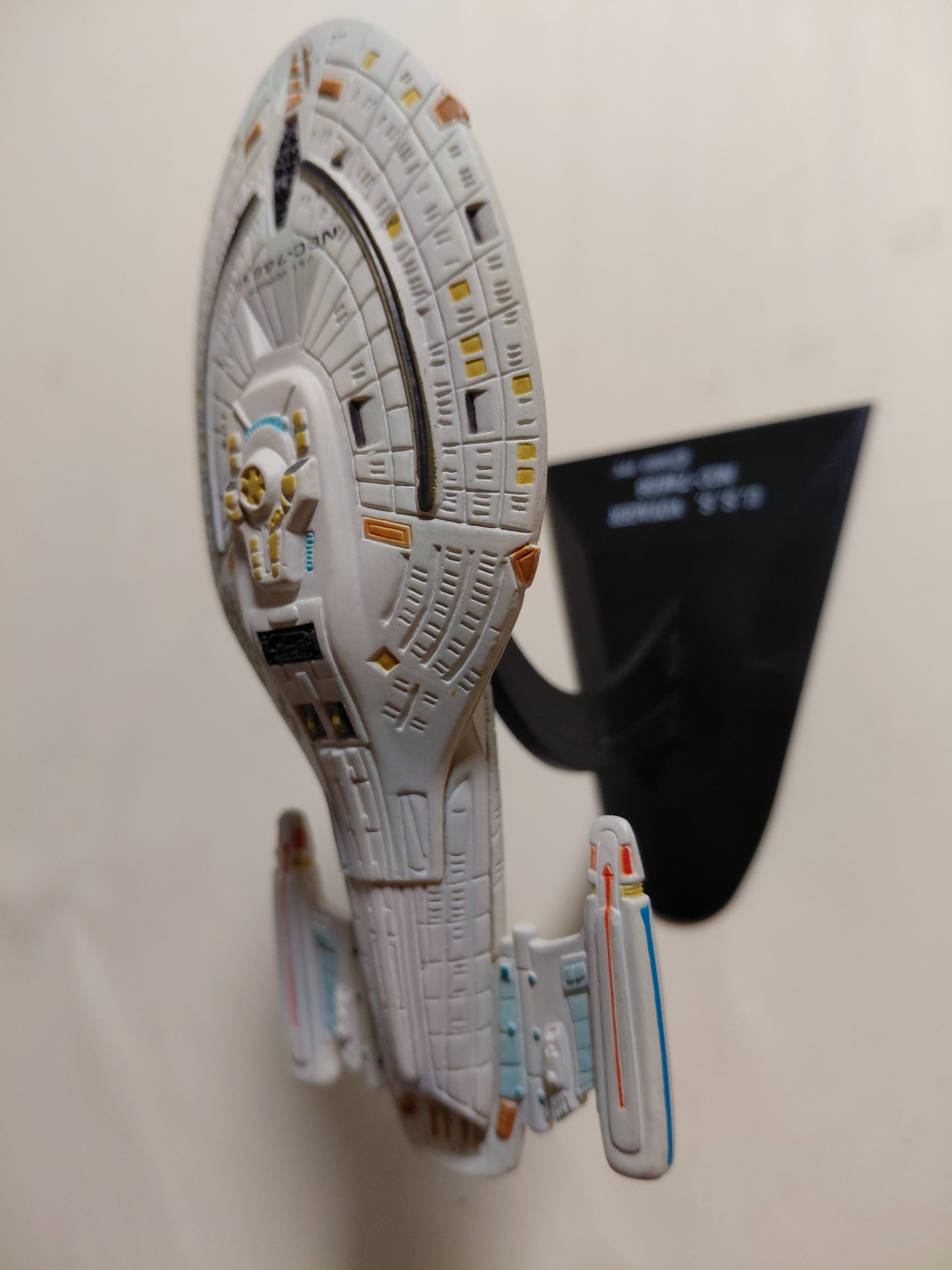STAR TREK NCC-74656 U.S.S. Voyager Furuta JAPAN