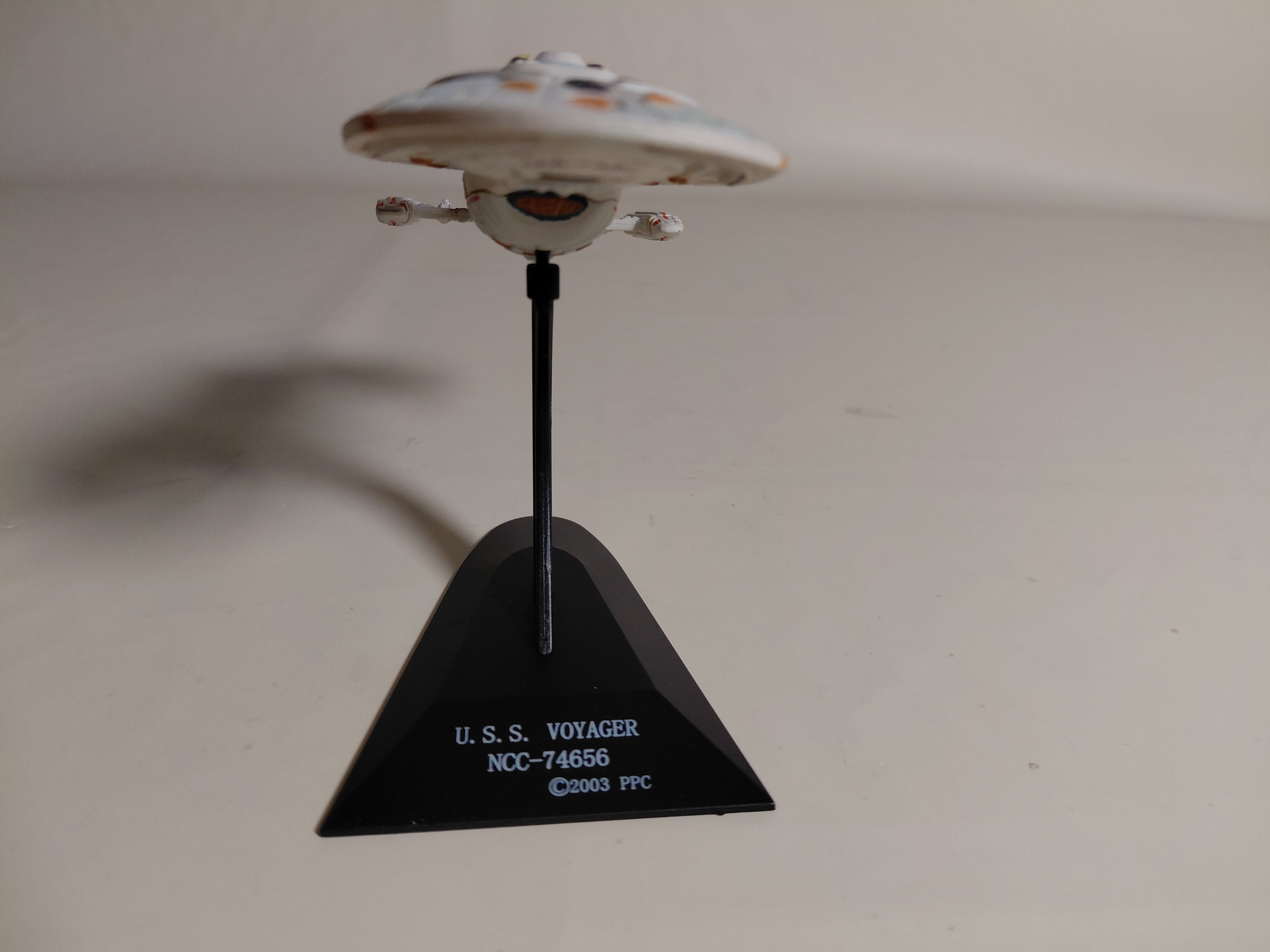 STAR TREK NCC-74656 U.S.S. Voyager Furuta JAPAN