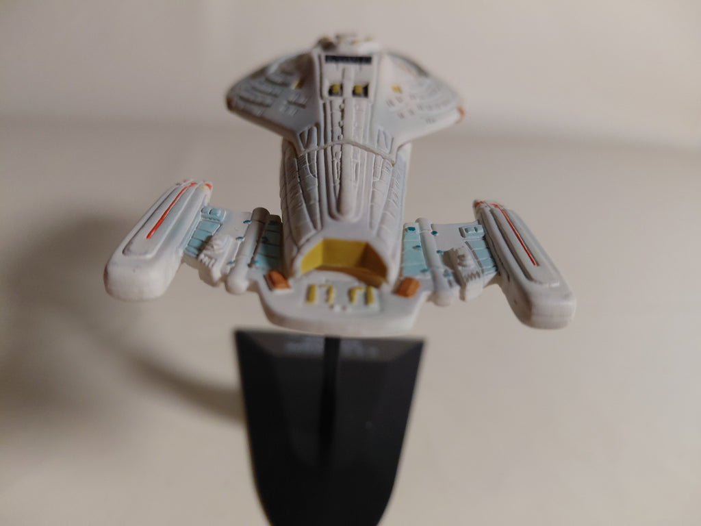 STAR TREK NCC-74656 U.S.S. Voyager Furuta JAPAN