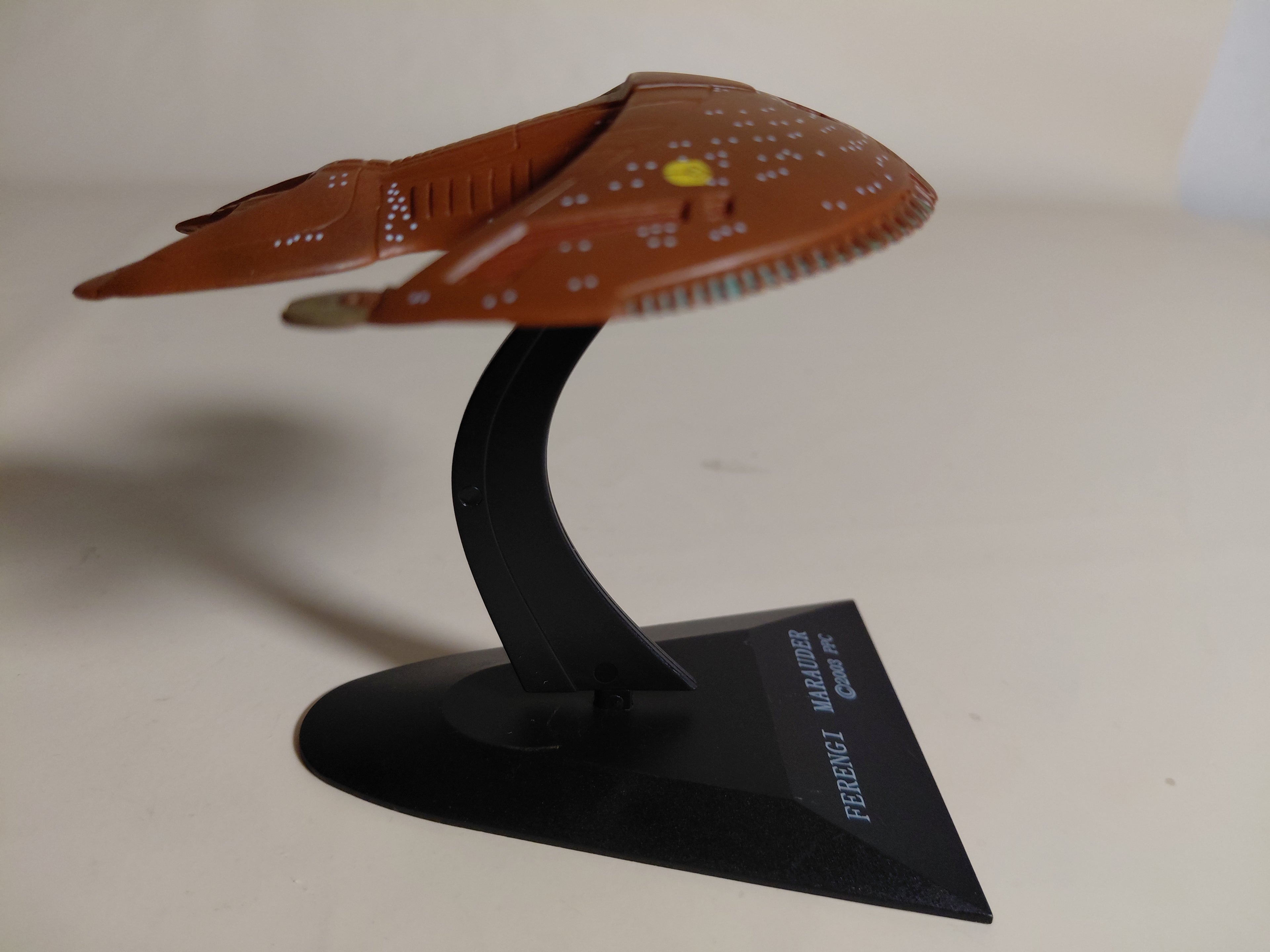 Furuta Star Trek Ferengi Marauder Figure