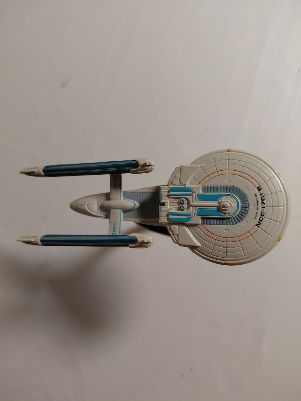 STAR TREK NCC-1701 U.S.S. ENTERPRISE -B Furuta JAPAN