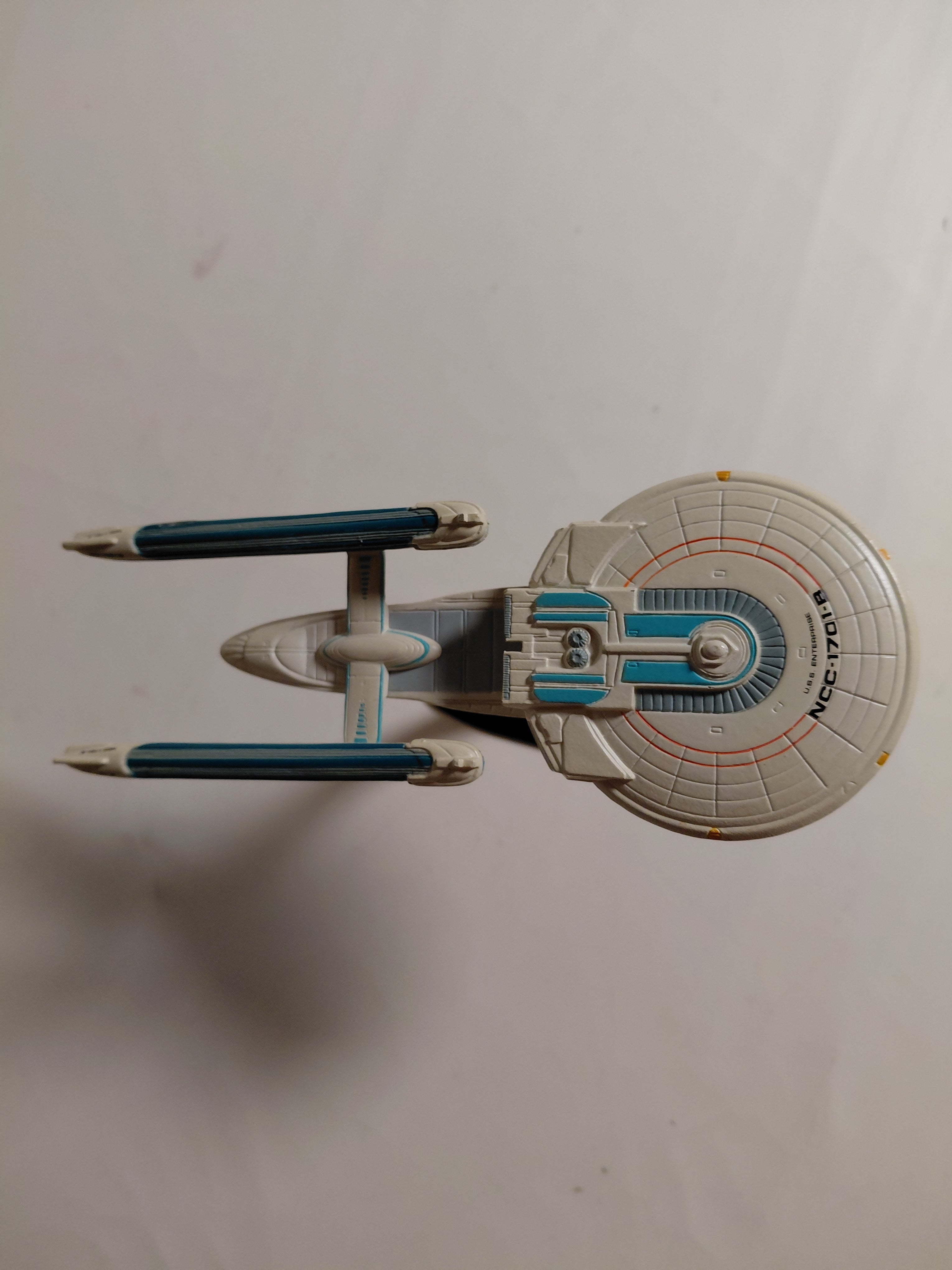 STAR TREK NCC-1701 U.S.S. ENTERPRISE -B Furuta JAPAN