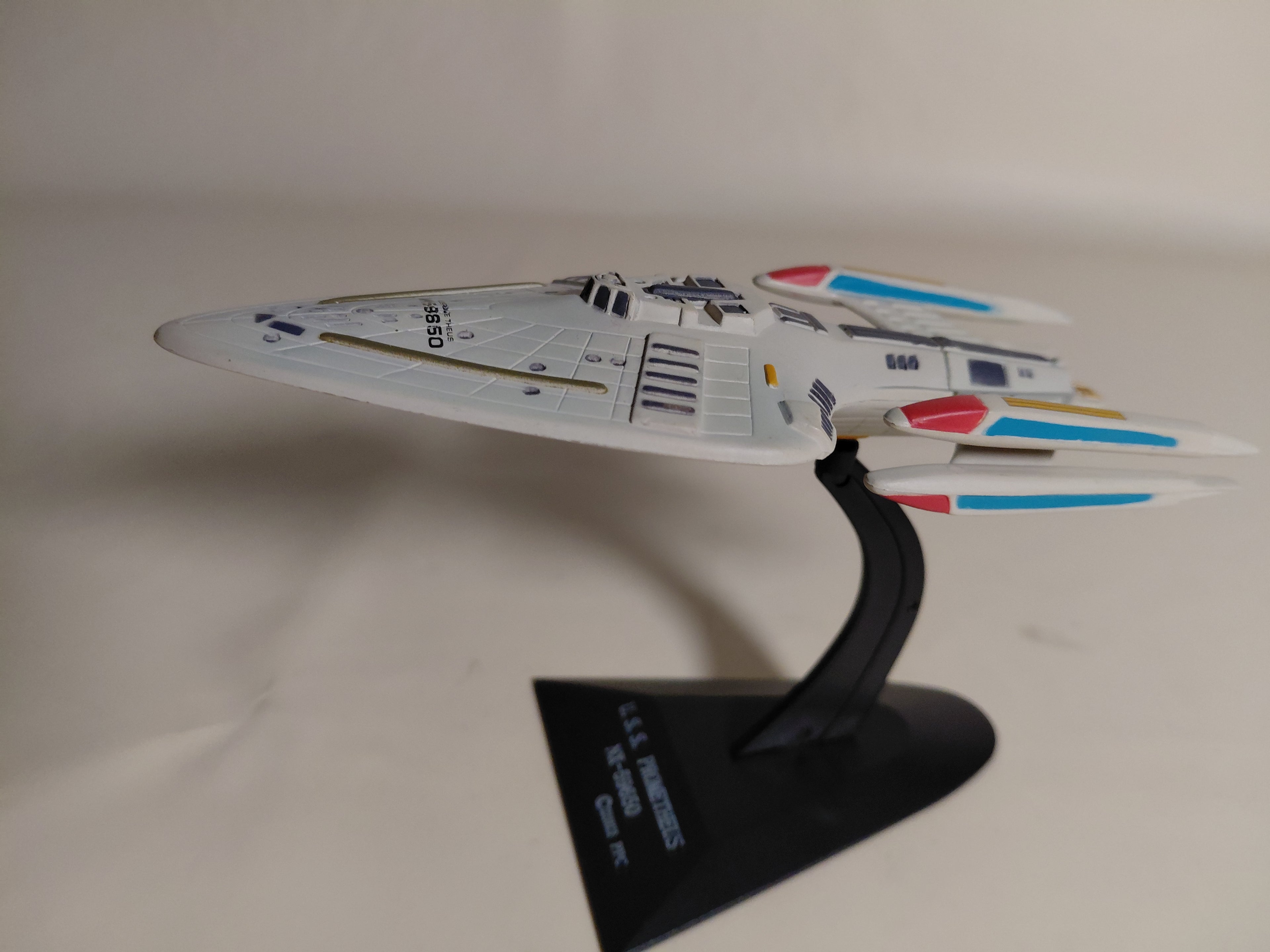 Star Trek USS Prometheus NX 59650 Collectible Display spaceship