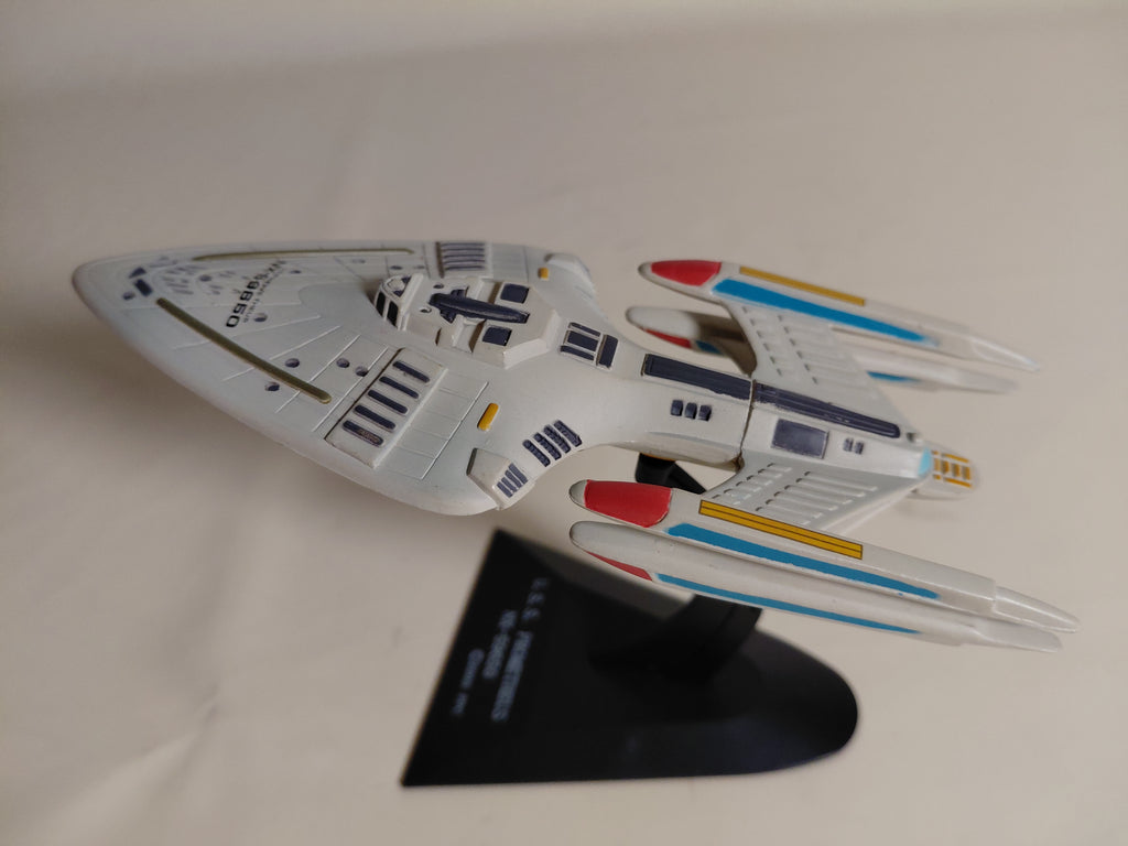 Star Trek USS Prometheus NX 59650 Collectible Display spaceship