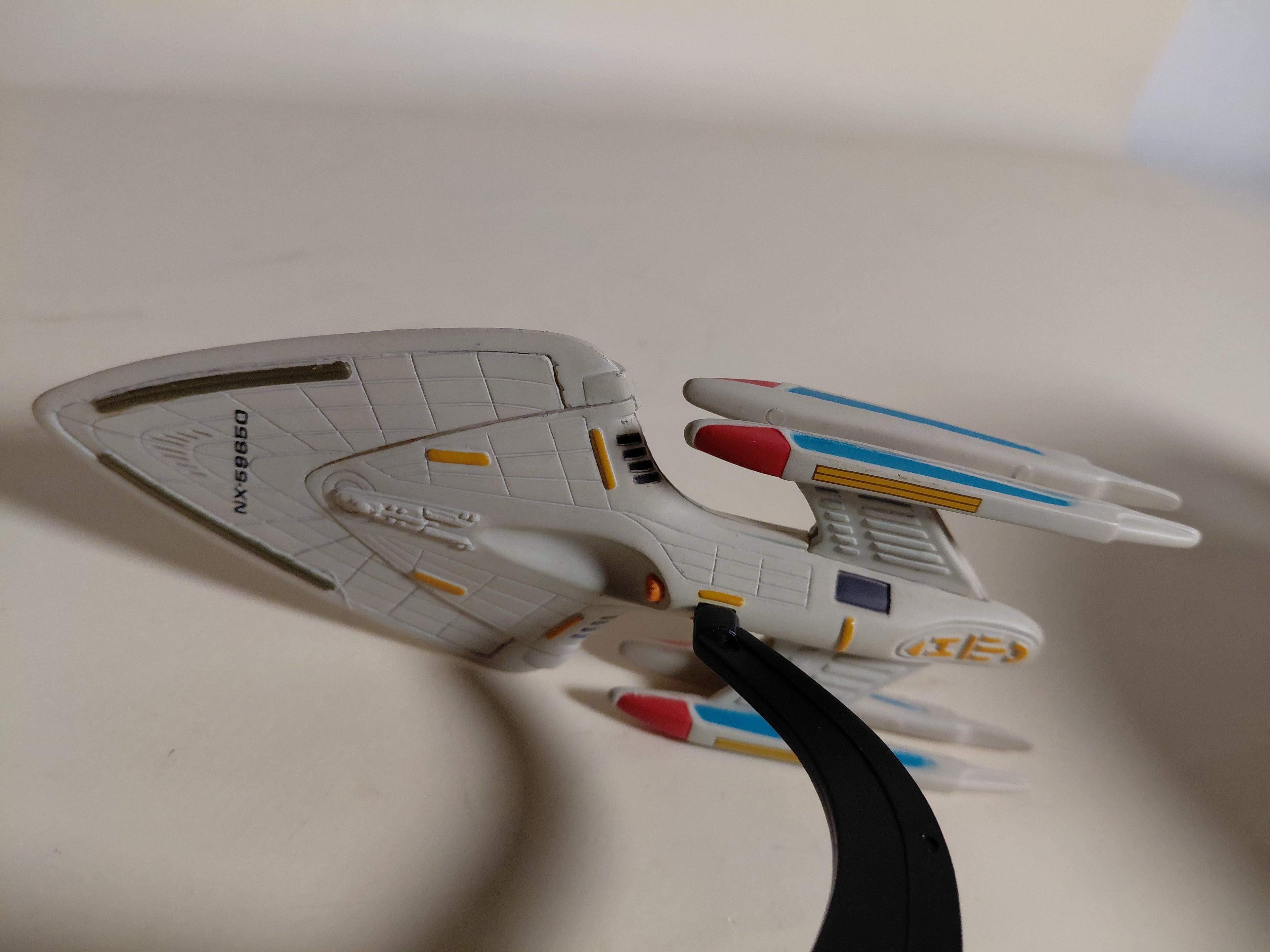 Star Trek USS Prometheus NX 59650 Collectible Display spaceship