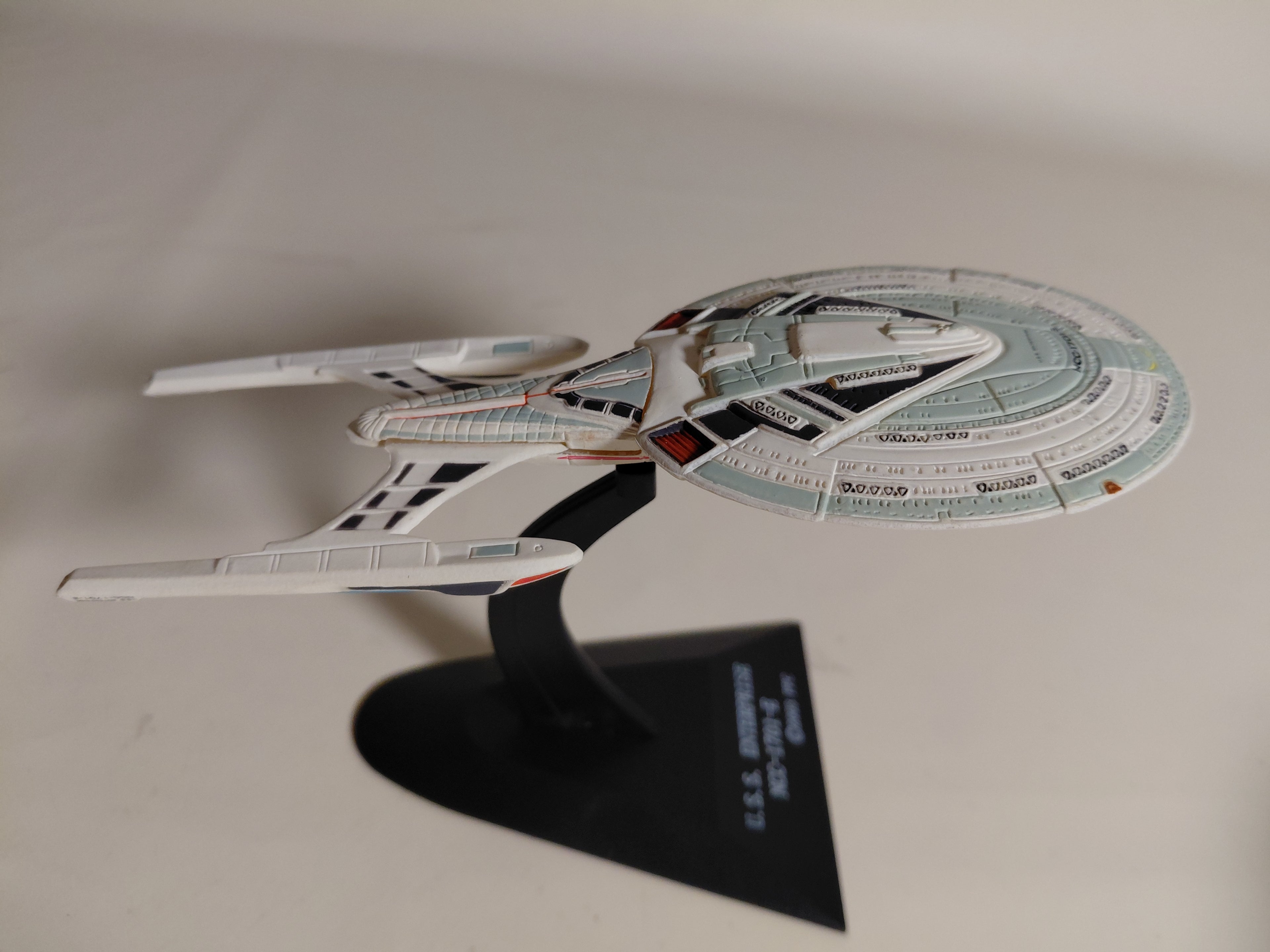 Star Trek USS Enterprise NCC-1701-E 2003 Display spaceship