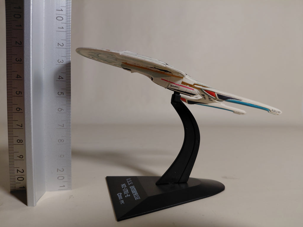 Star Trek USS Enterprise NCC-1701-E 2003 Display spaceship