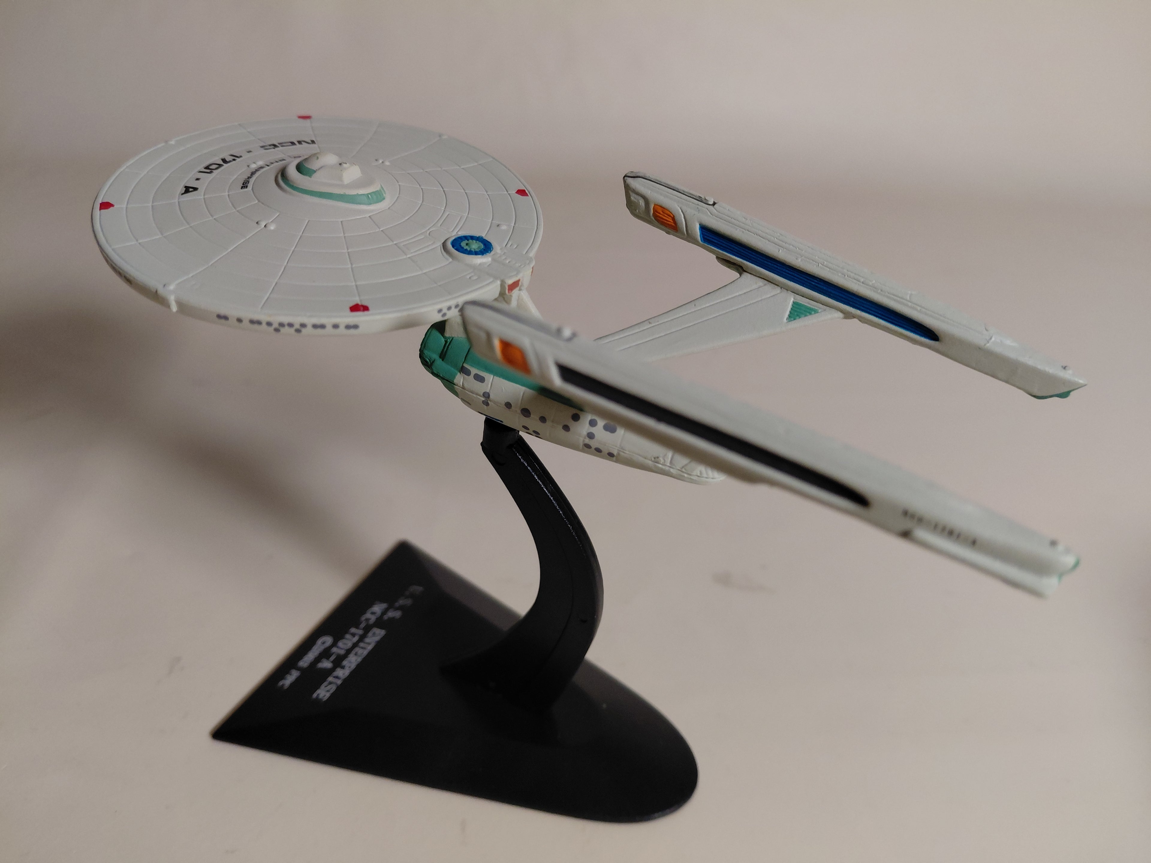Star Trek Future USS Enterprise NCC-1701-A Display spaceship
