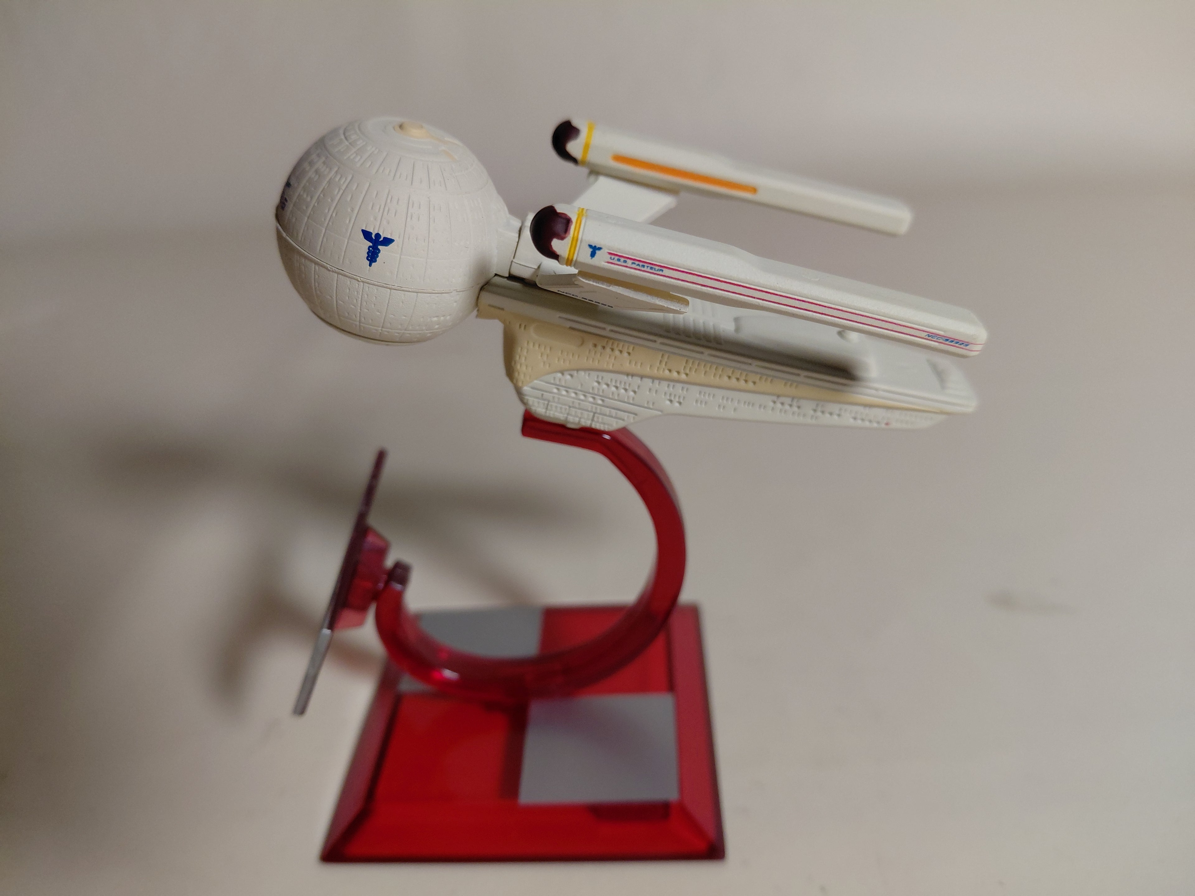 Furuta Star Trek Vol 3 Beta Series No.2 U.S.S. Pasteur NCC-58925 Miniature