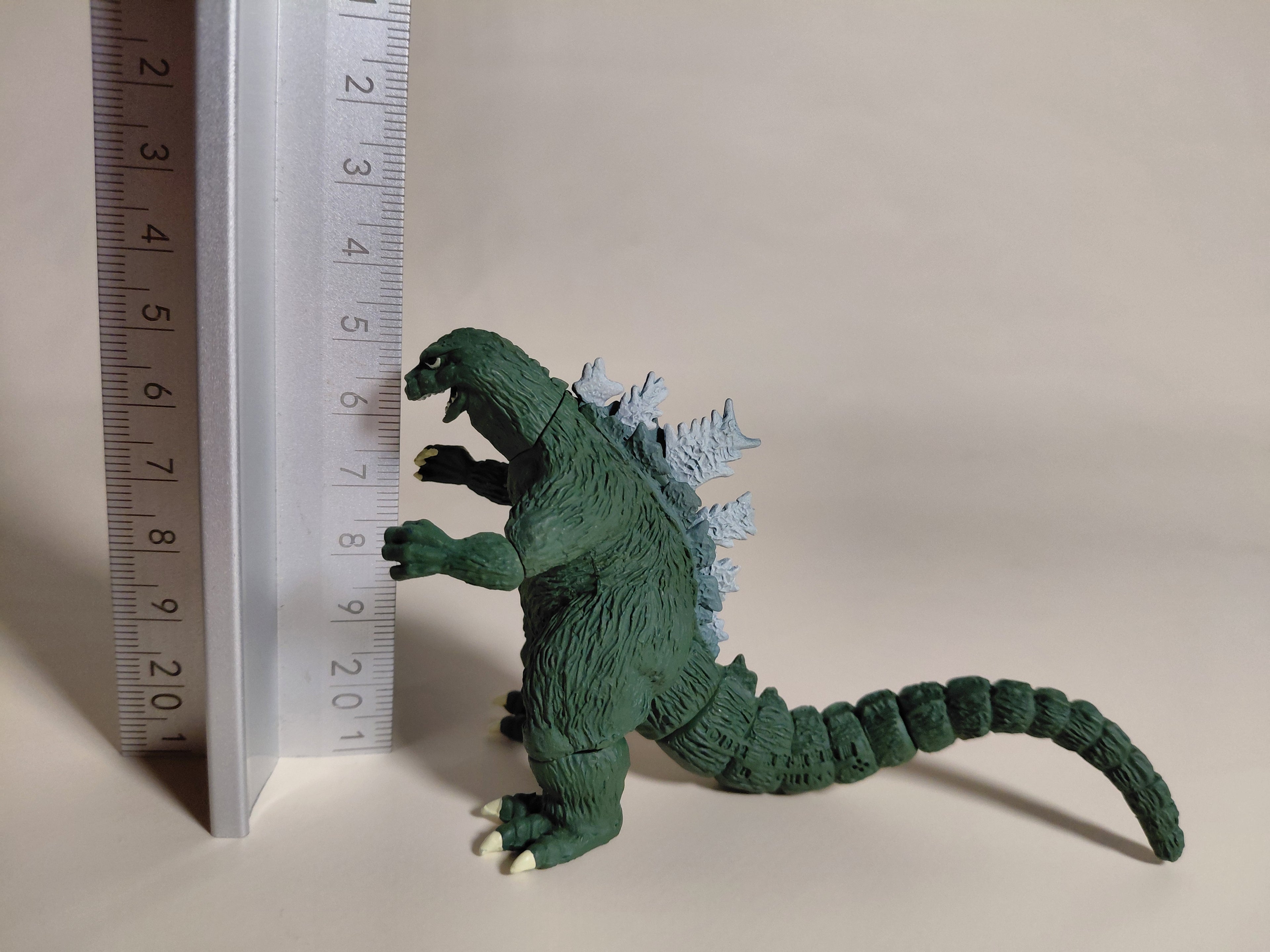 HG Godzilla 1962 Figure from Godzilla Gashapon Set #6! Gamera Ultraman