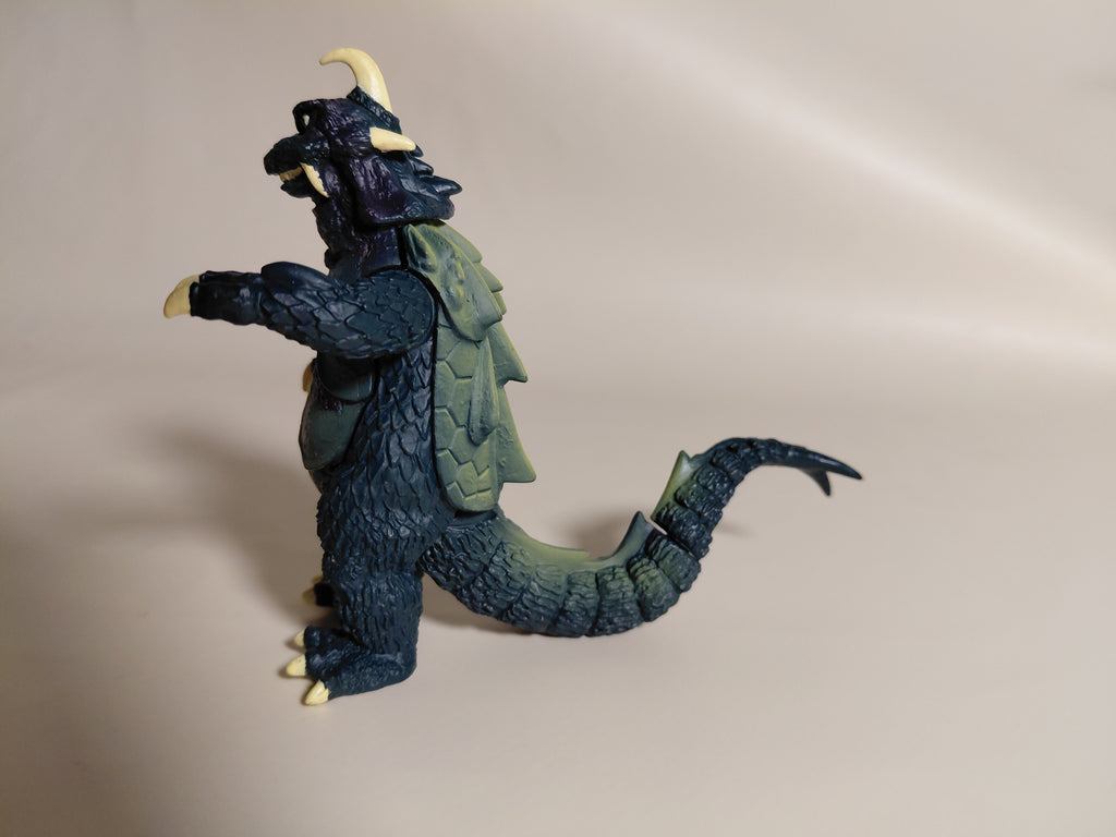 Ultra Q - Gomess - Ultra Monster Series Bandai 1998