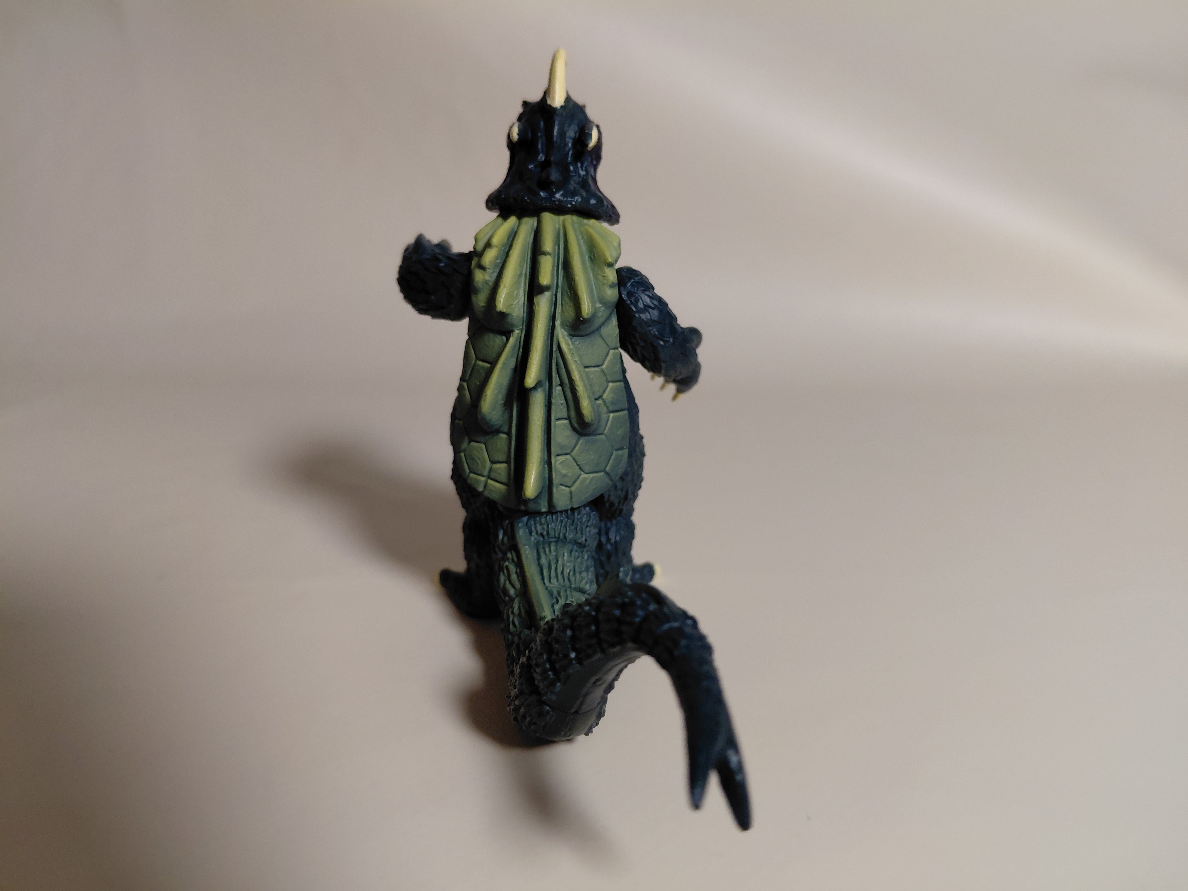 Ultra Q - Gomess - Ultra Monster Series Bandai 1998