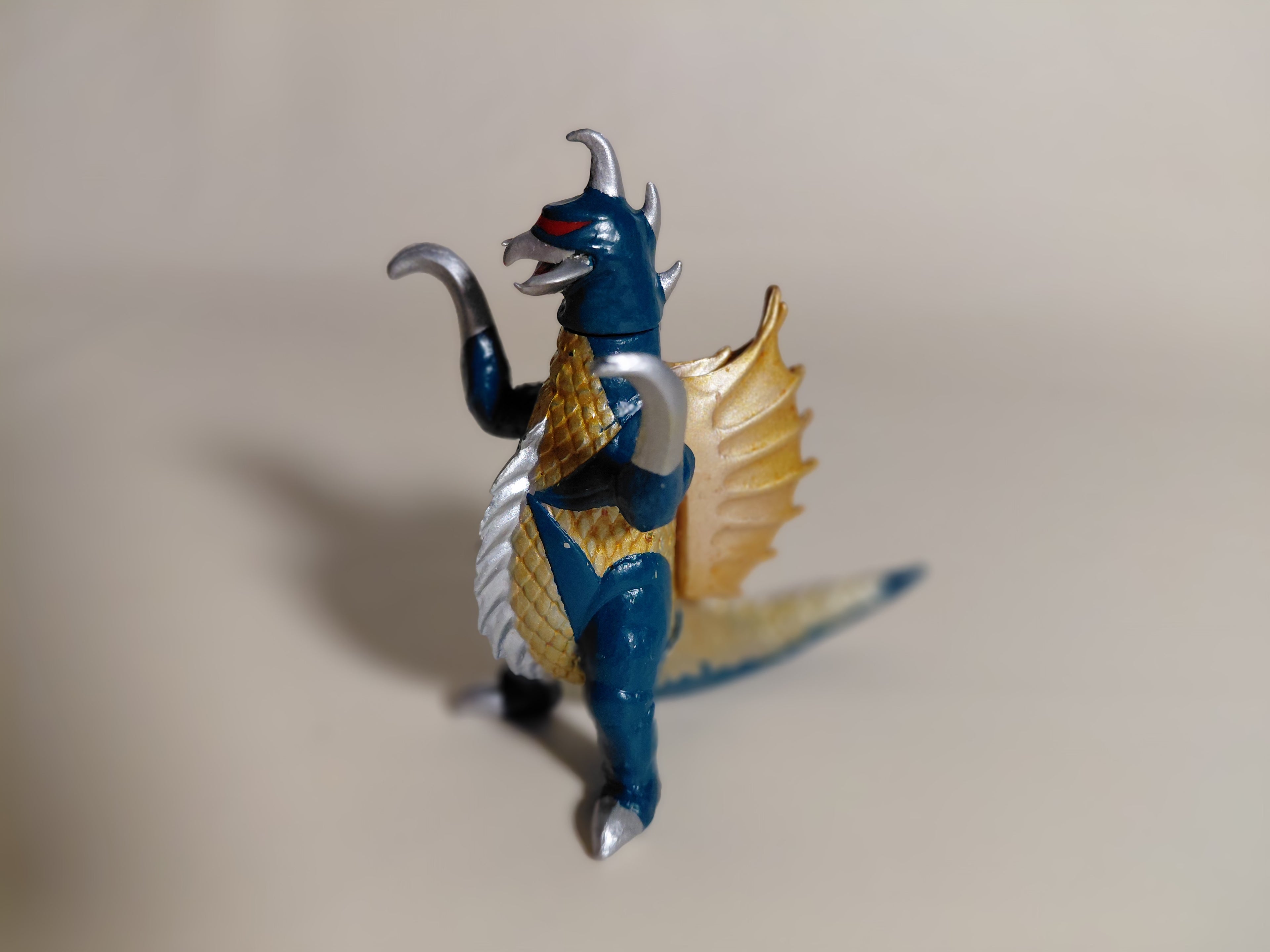 1998 BANDAI Godzilla Gigan 72' Figure HG Gashapon