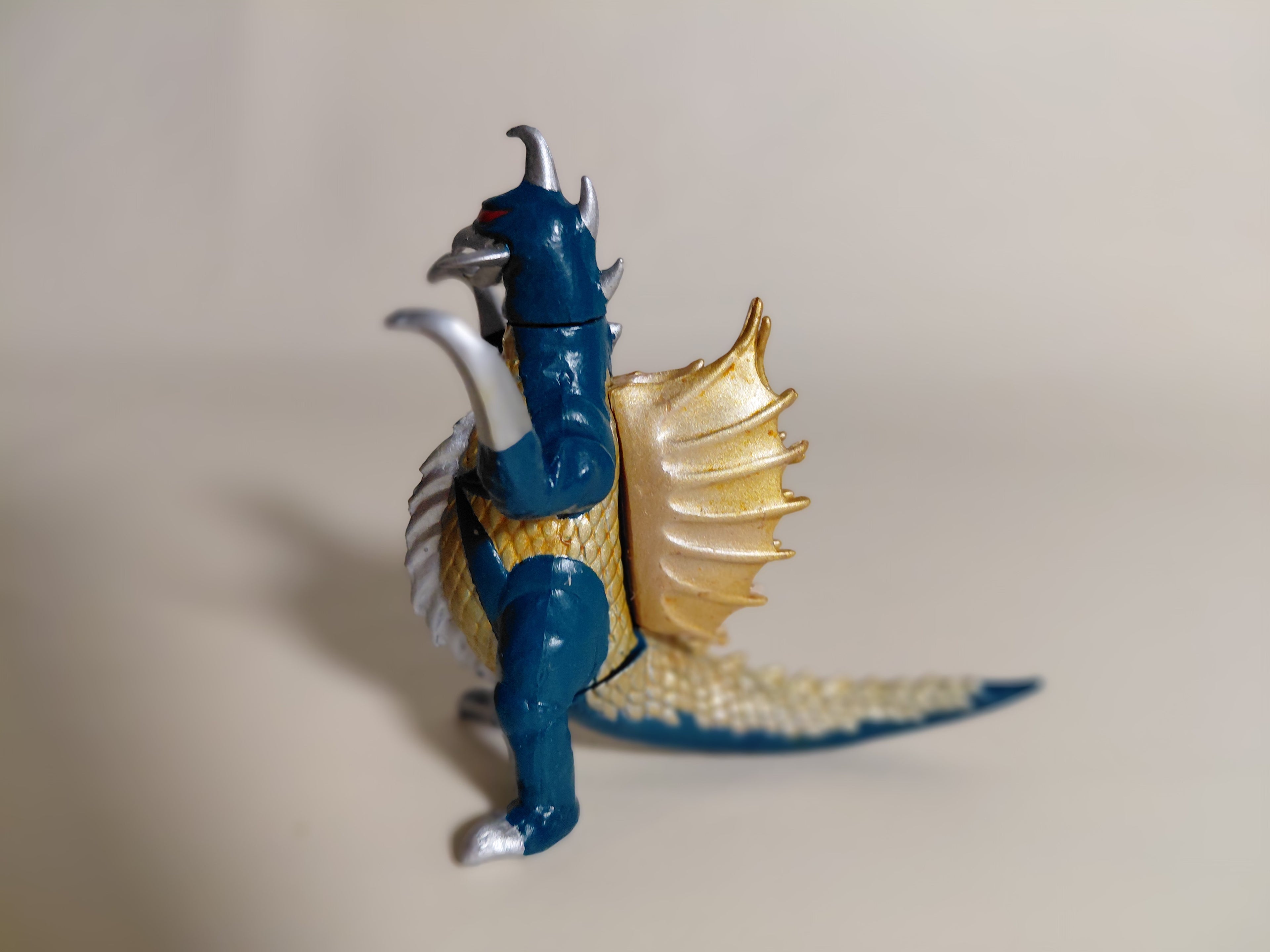 1998 BANDAI Godzilla Gigan 72' Figure HG Gashapon