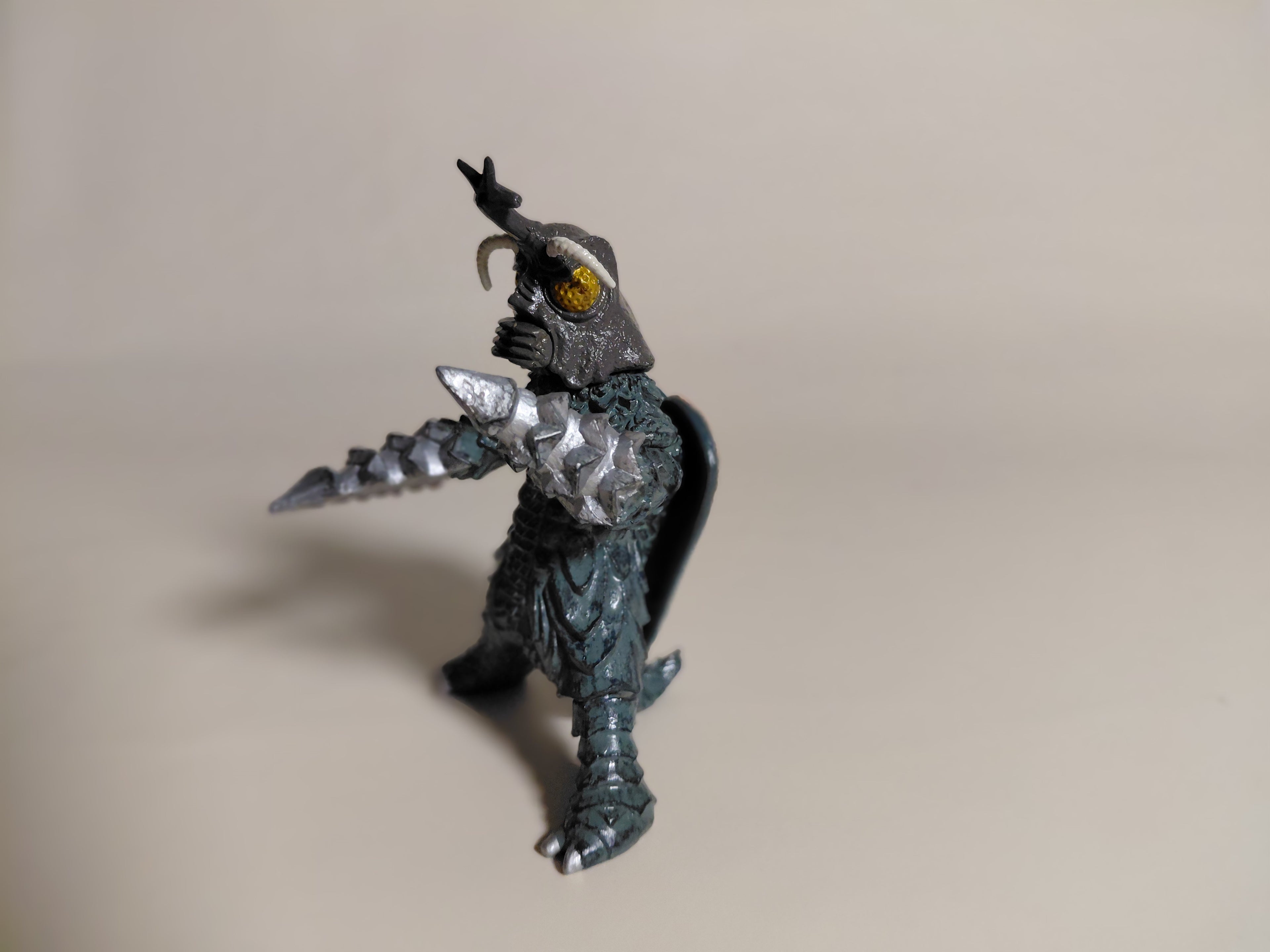 Godzilla Bandai HG 8 Megalon Vintage Gashapon Mini Figure Japan