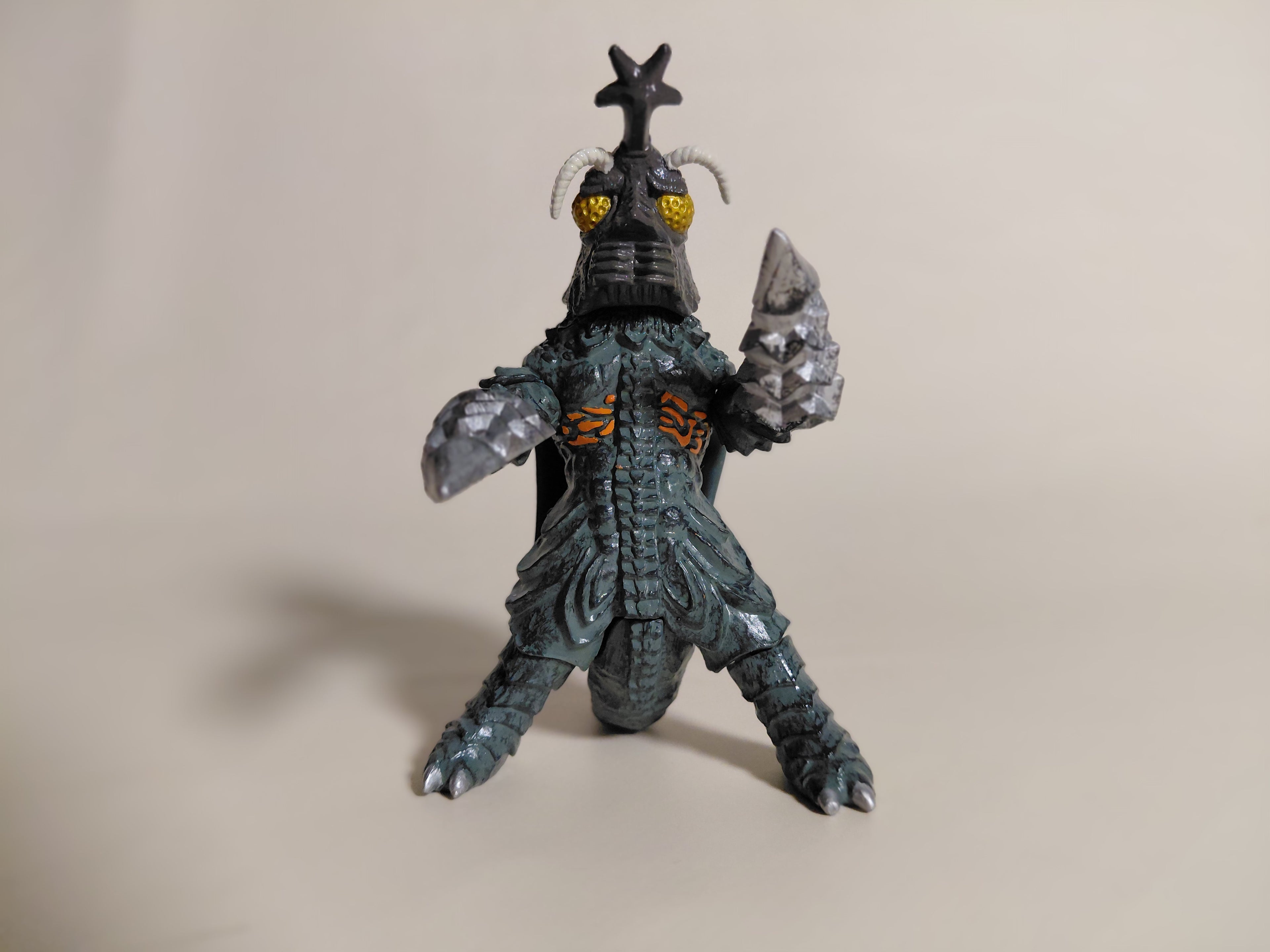 Godzilla Bandai HG 8 Megalon Vintage Gashapon Mini Figure Japan