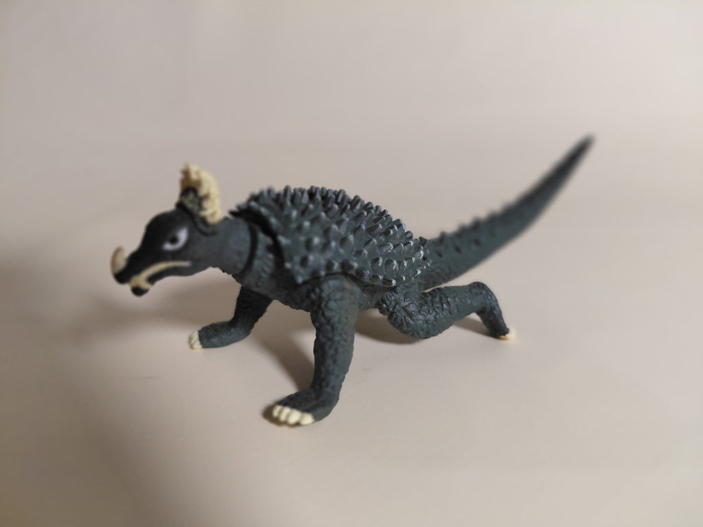 1998 Godzilla 1.5"Anguirus Kaiju Monster Mini Figure Bandai Toho