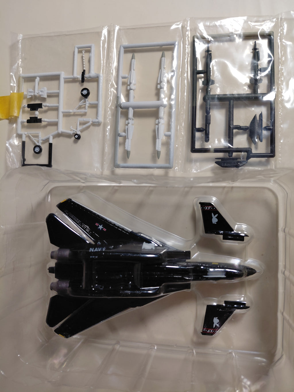 1/144 CafeReo F-14A TOMCAT "Black Bunny" US NAVY VF-84 J-WING 1. Secret