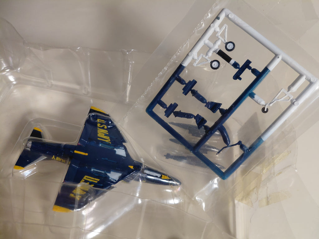 A-4F SKYHAWK "Blue Angels #3" 1/144 Jwings Cafereo