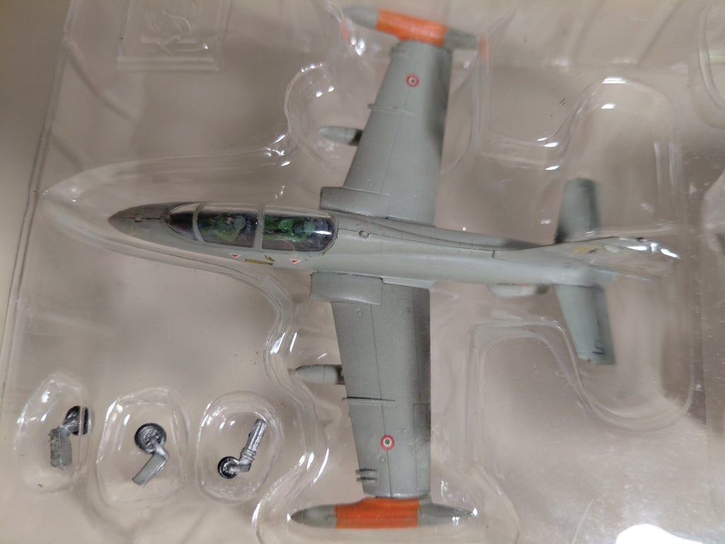 Acro Team Collection 1/144 Aeromachchi MB-339A Secret