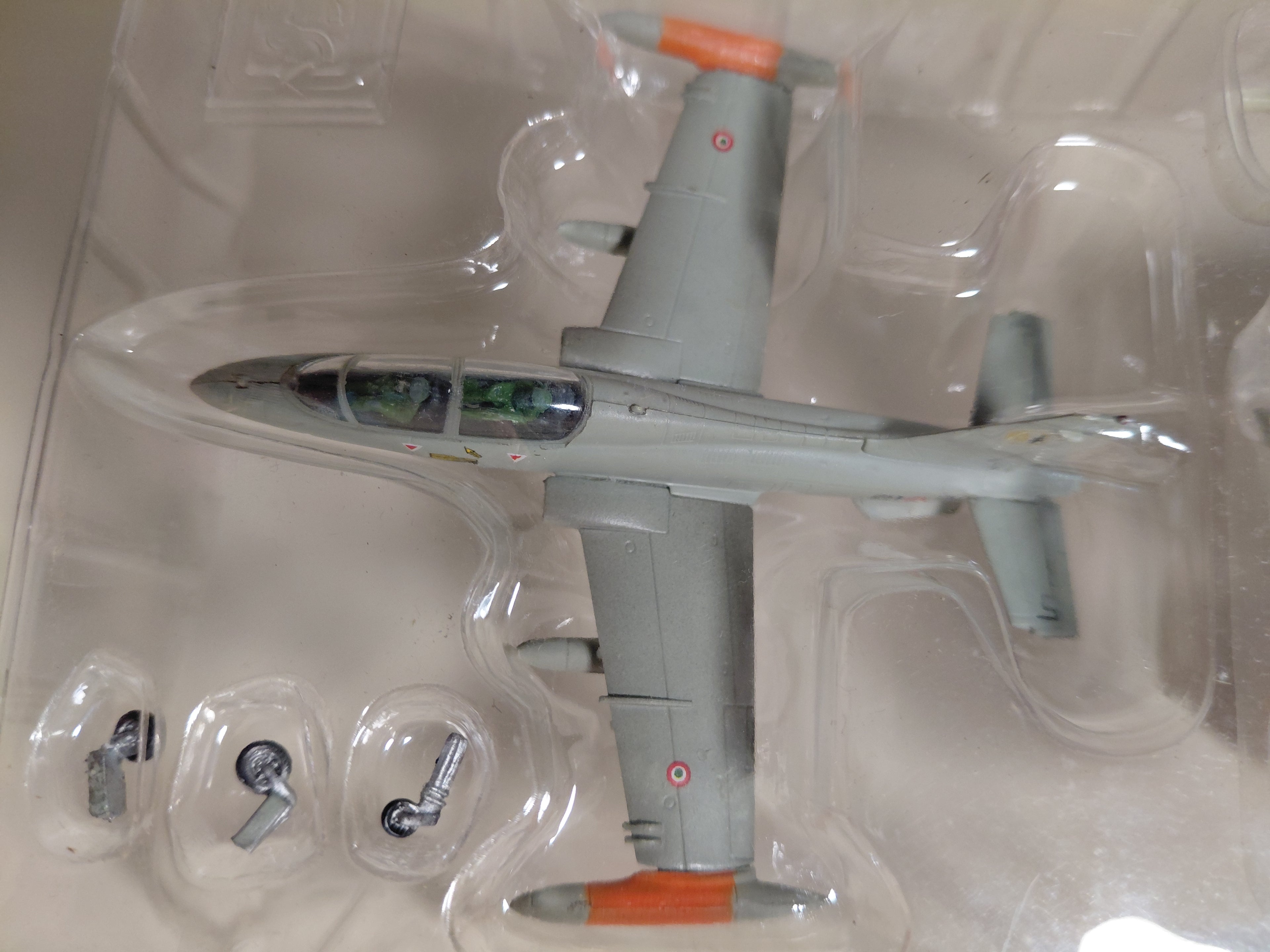 Acro Team Collection 1/144 Aeromachchi MB-339A Secret