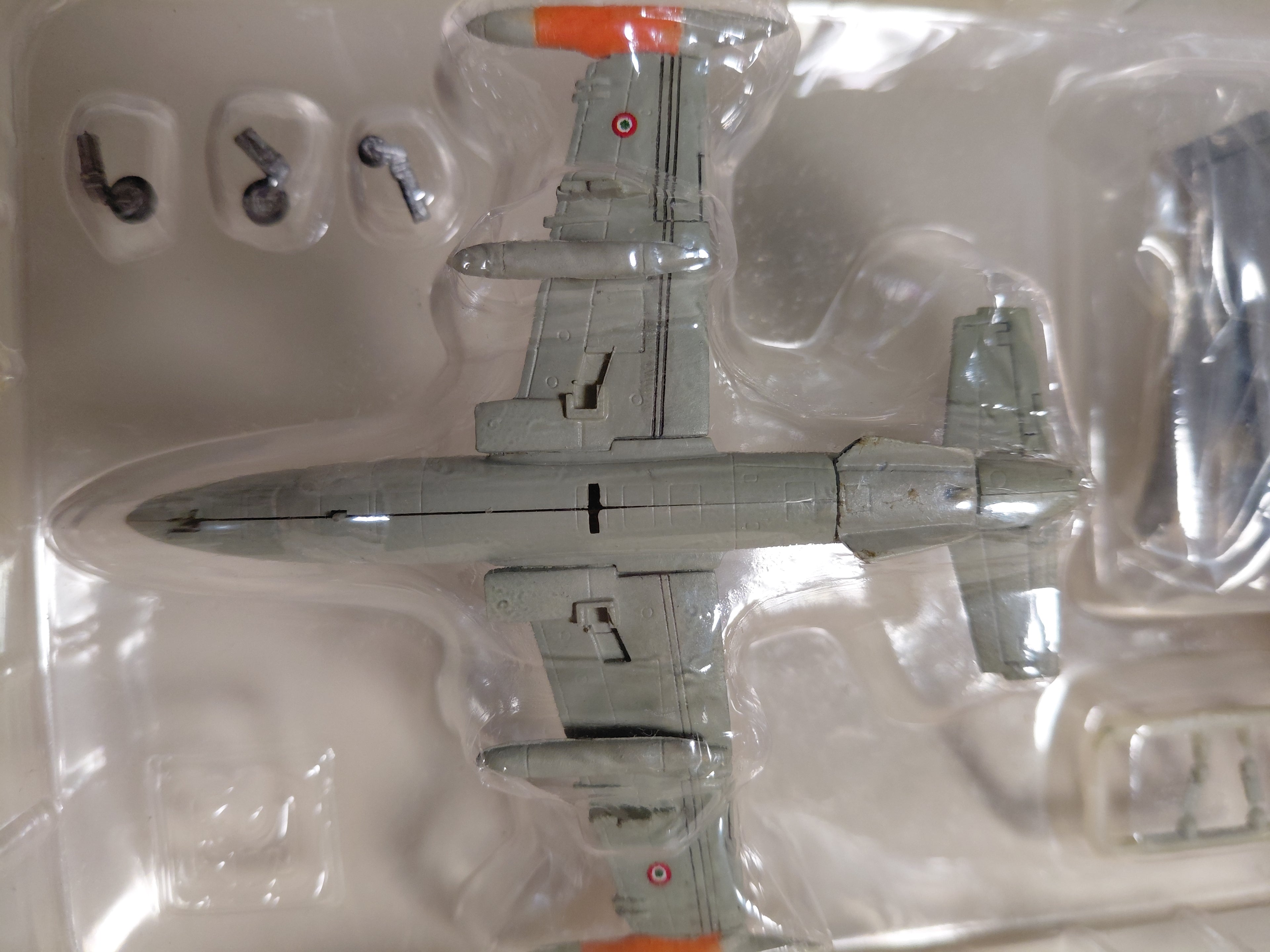 Acro Team Collection 1/144 Aeromachchi MB-339A Secret