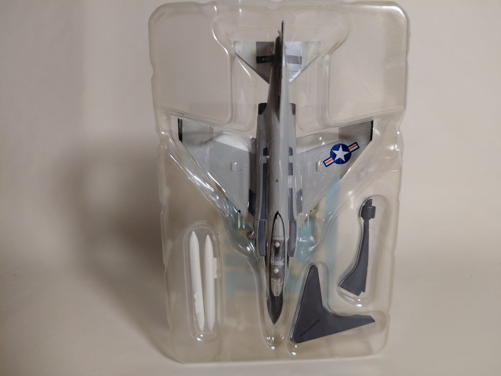 1/144 F-4J Phantom II #2A VF-96 with Aircraft Carrier Constation, 1972 Airplane Kit Collection, F-Toys, US Navy