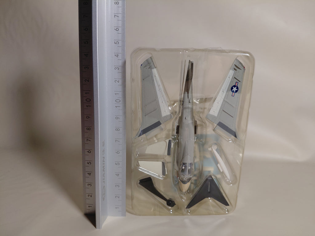 1/144 F-toys A-6E Intruder USS Independence 65 Attack Squadron(1976) US NAVY(4A)