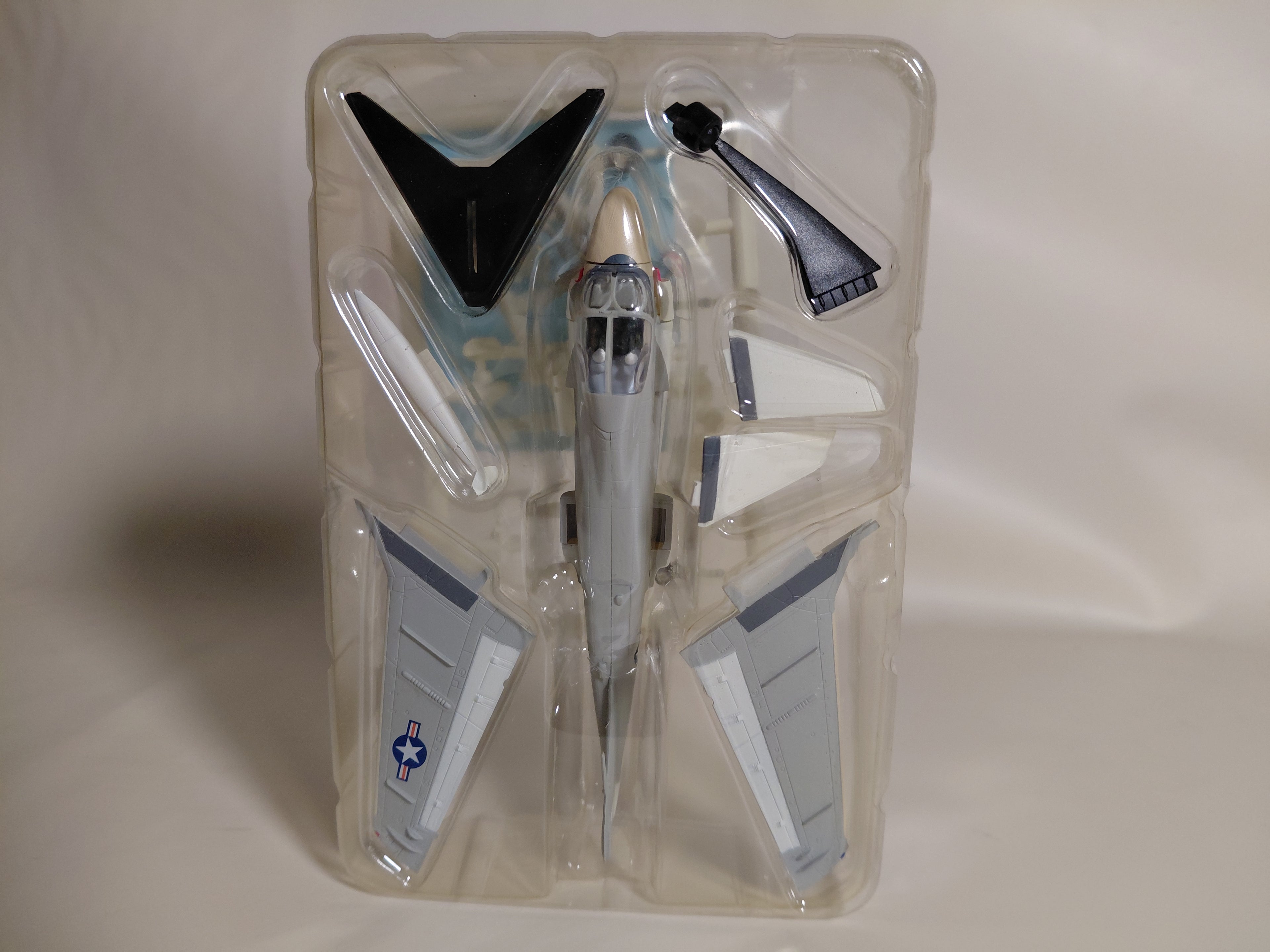 1/144 F-toys A-6E Intruder USS Independence 65 Attack Squadron(1976) US NAVY(4A)