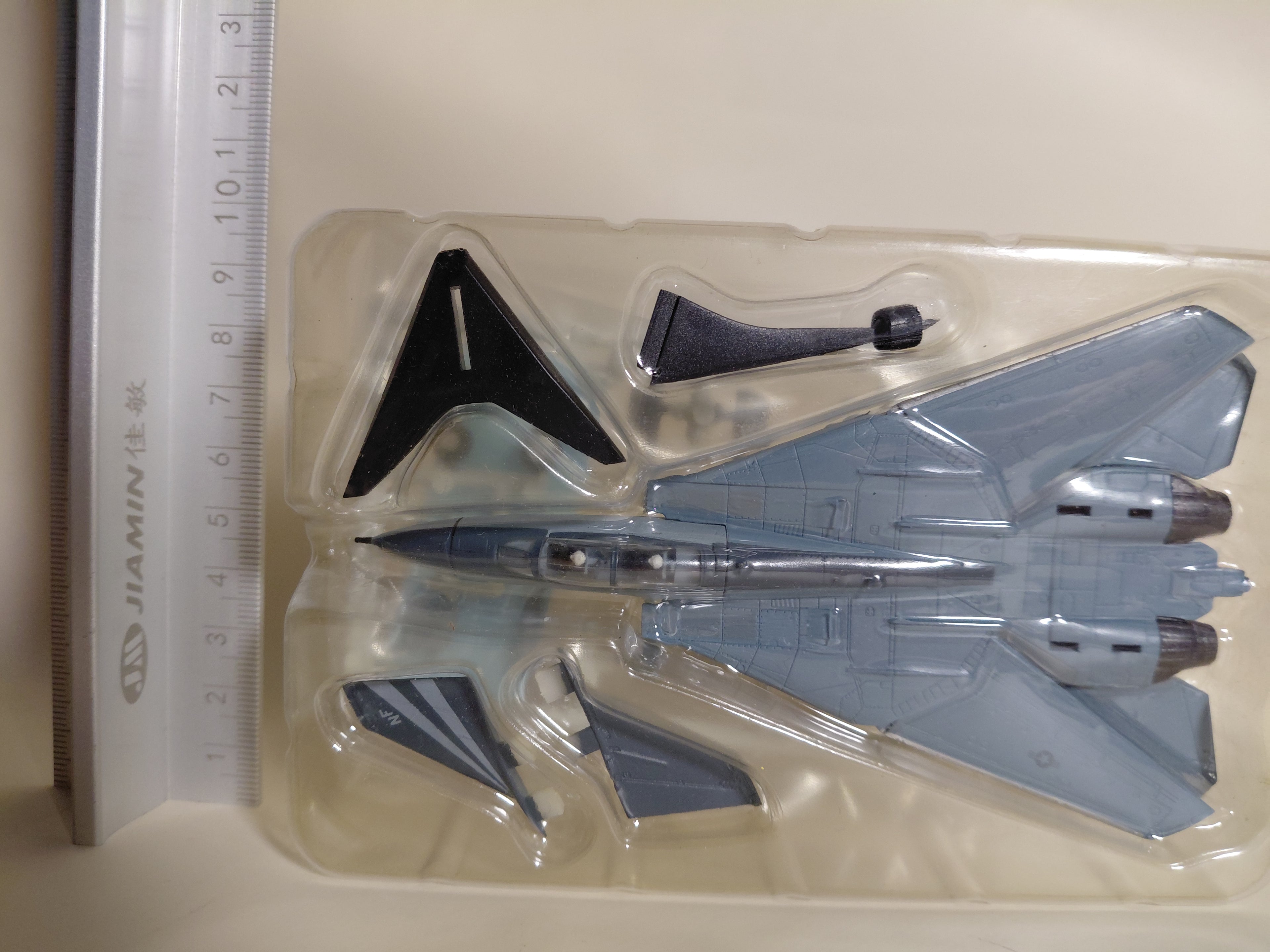 1/144 F-toys F-14A Tomcat U.S.NAVY Kitty Hawk Aircraft Carrier U.S.NAVY 1. (1B)