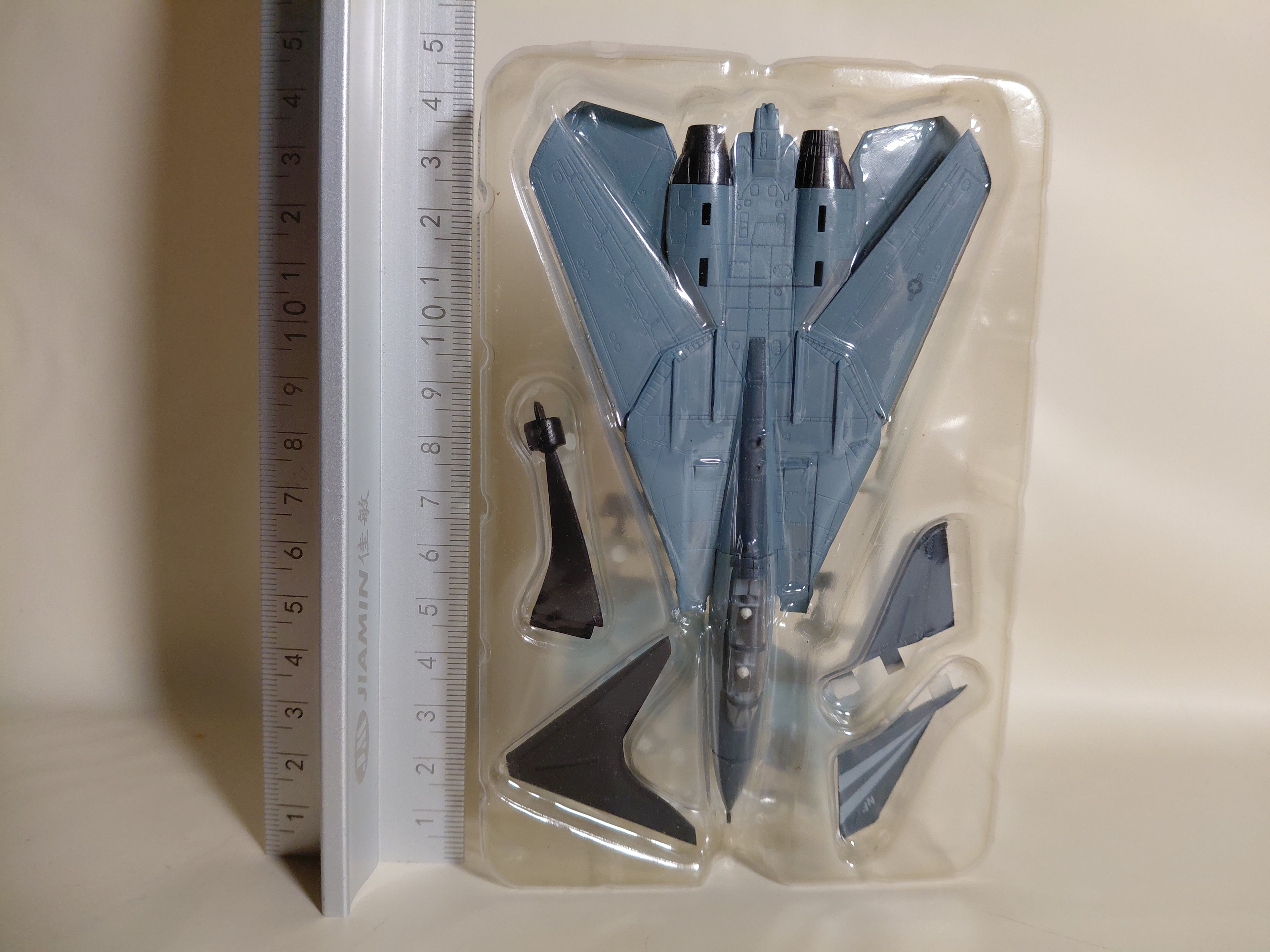1/144 F-toys F-14A Tomcat U.S.NAVY Kitty Hawk Aircraft Carrier U.S.NAVY 1. (1B)
